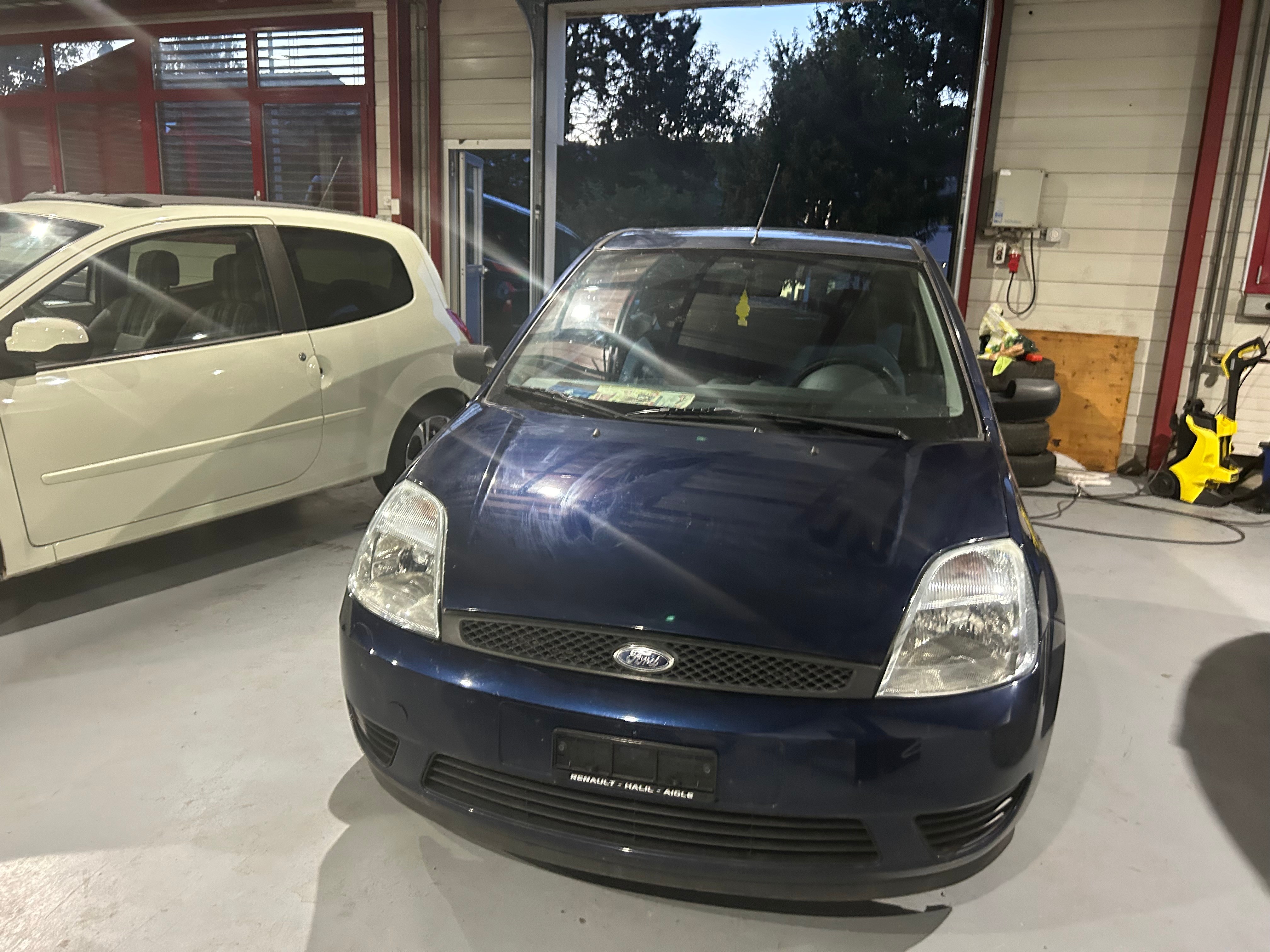 FORD Fiesta 1.4 16V Trend