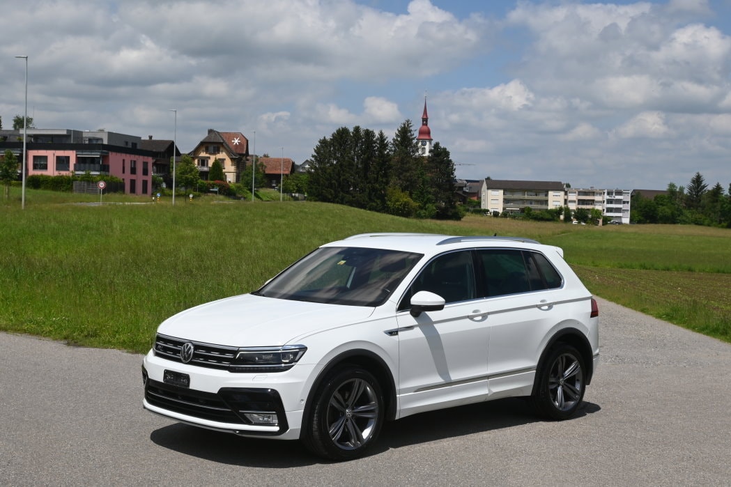 VW Tiguan 2.0 TDI R-Line Highline 4Motion DSG