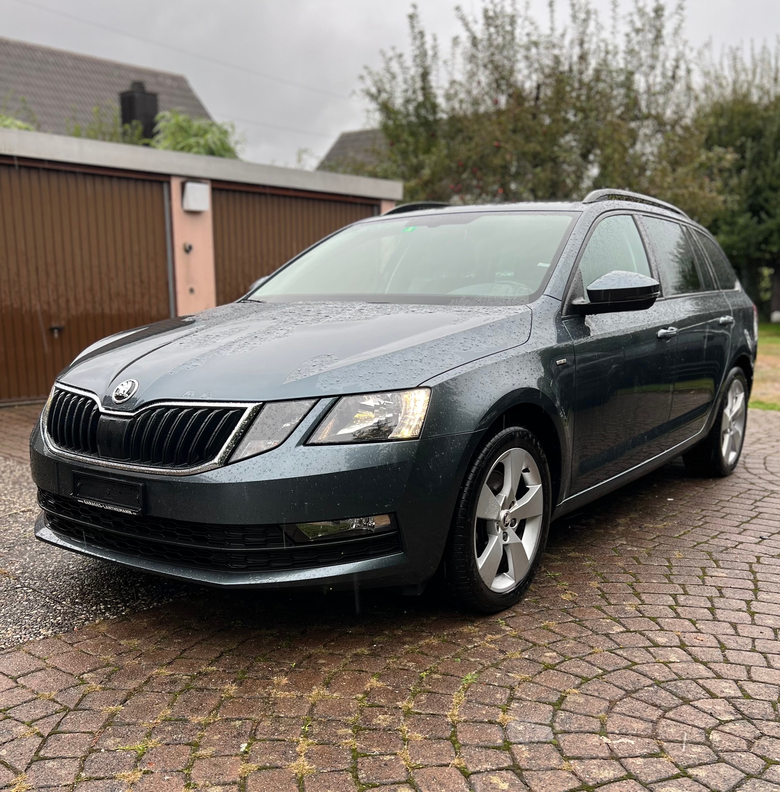 SKODA Octavia Combi 2.0 TSI Soleil 4x4 DSG