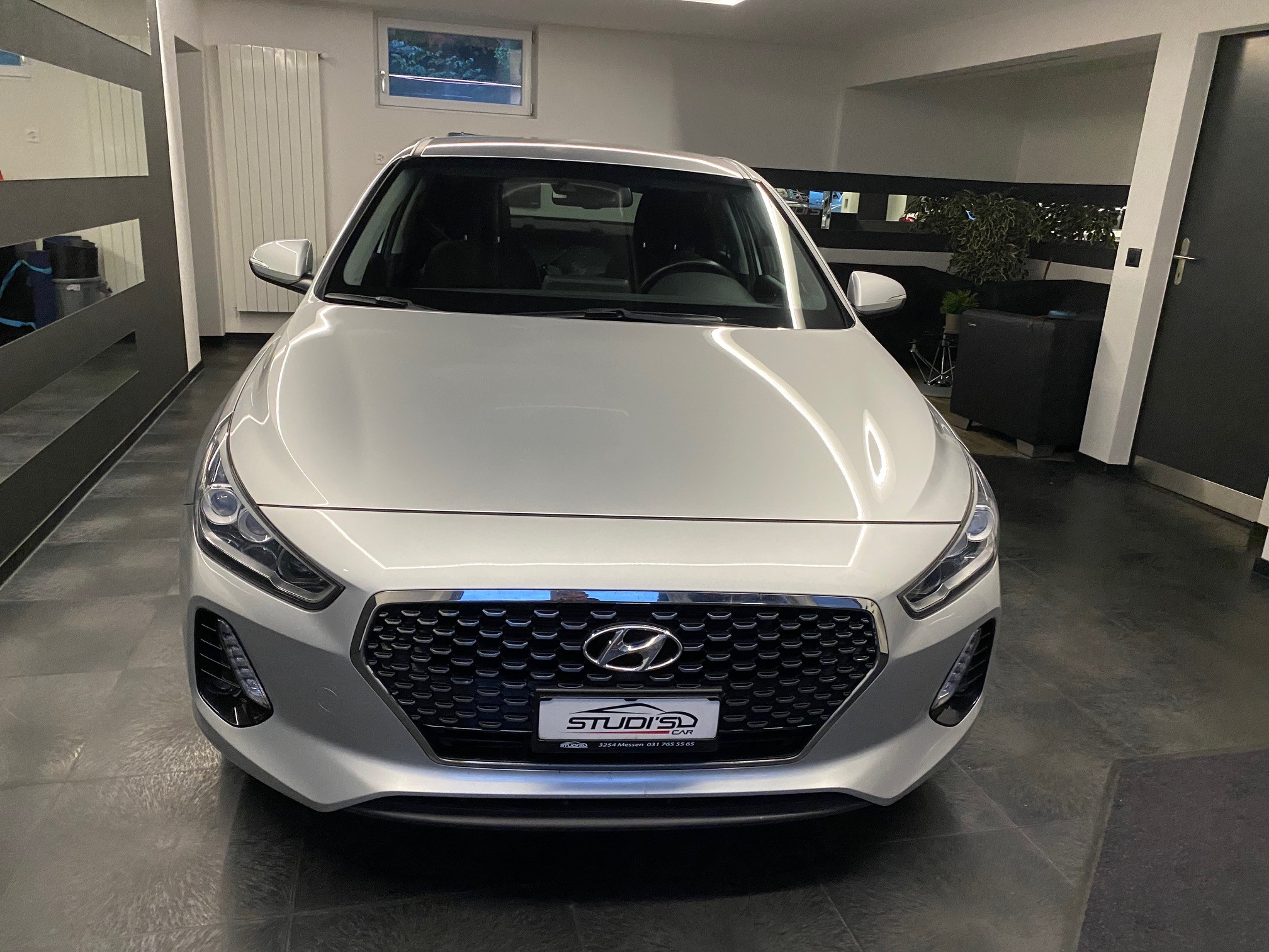 HYUNDAI i30 1.4 T-GDI Amplia DCT