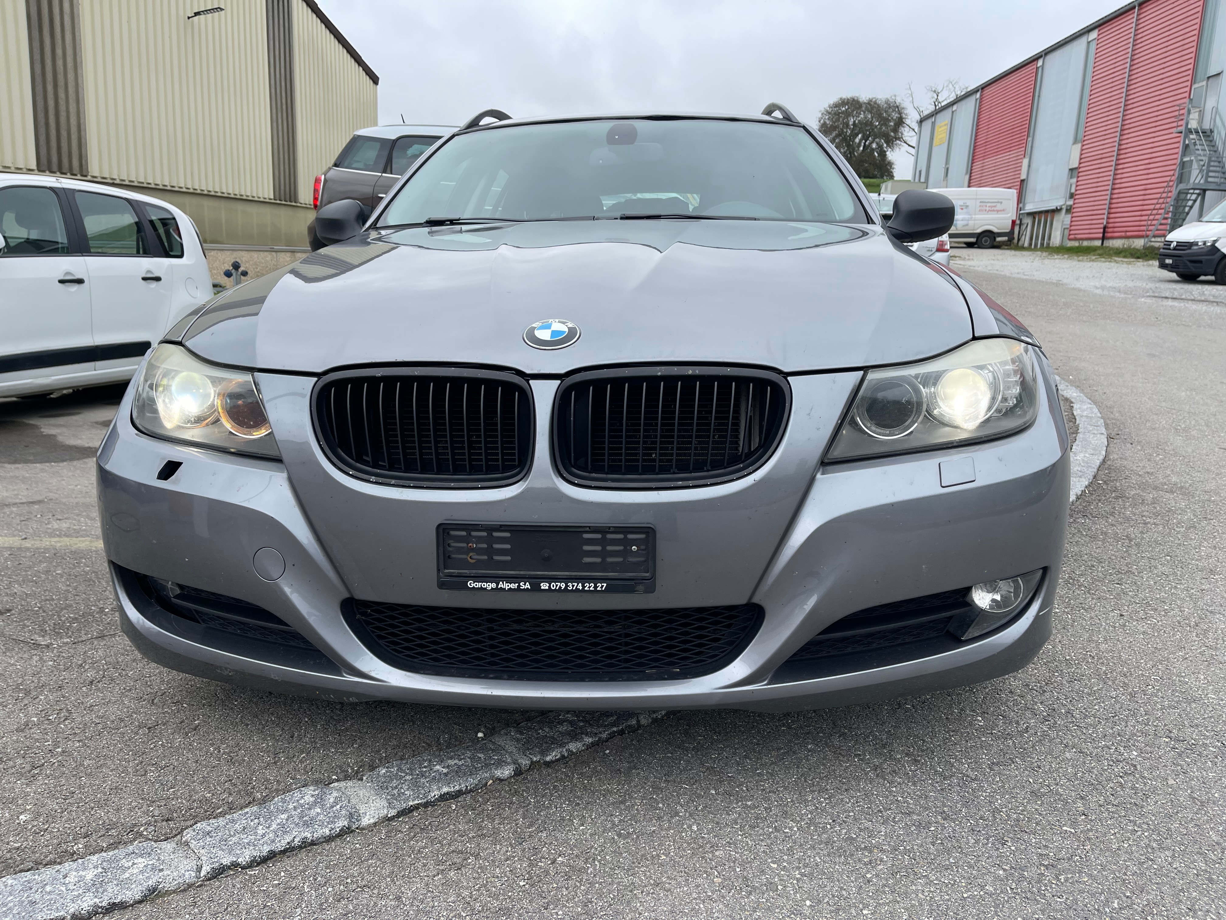 BMW 320i Touring Dynamic Edition Steptronic