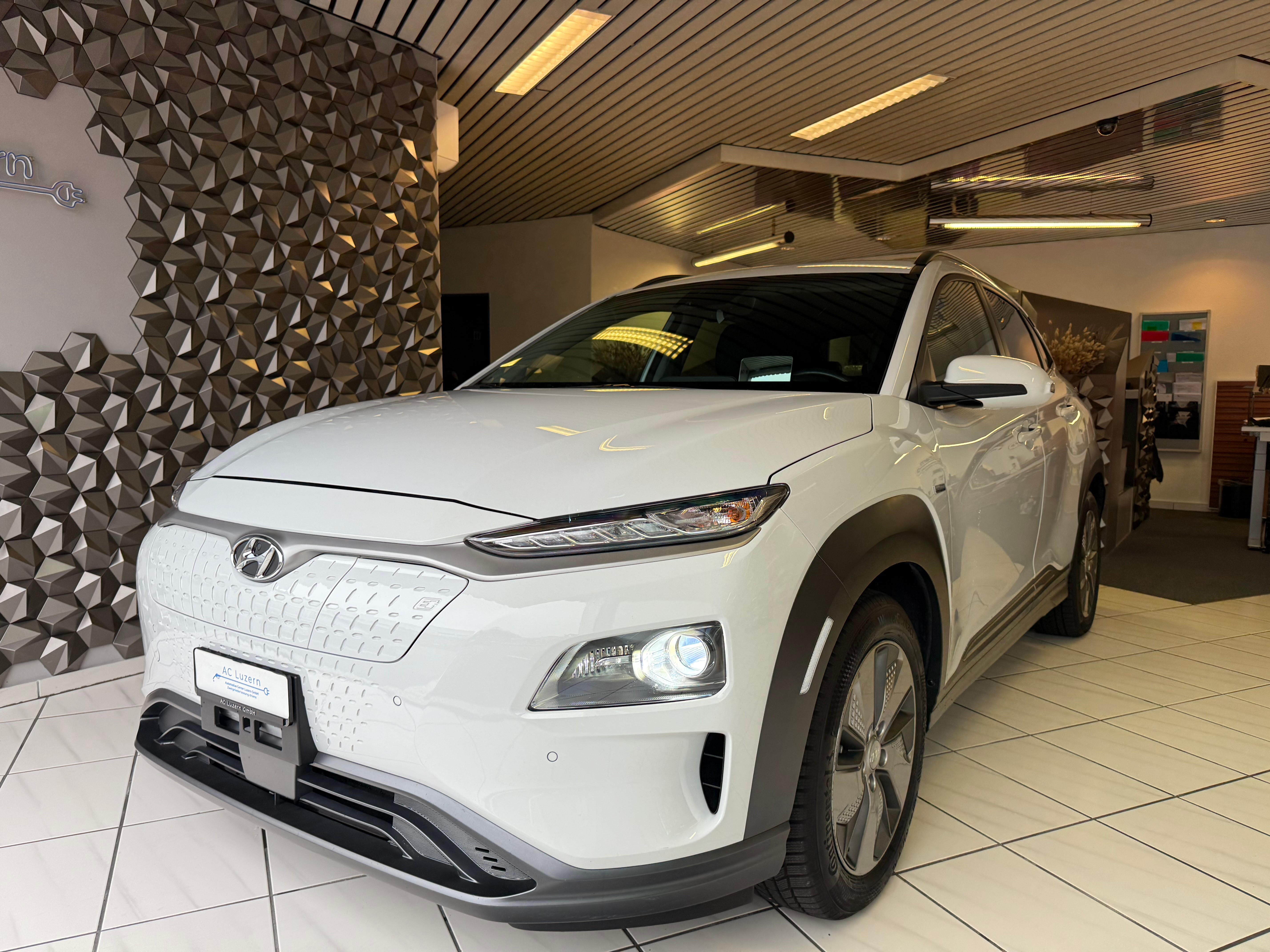 HYUNDAI Kona EV Vertex