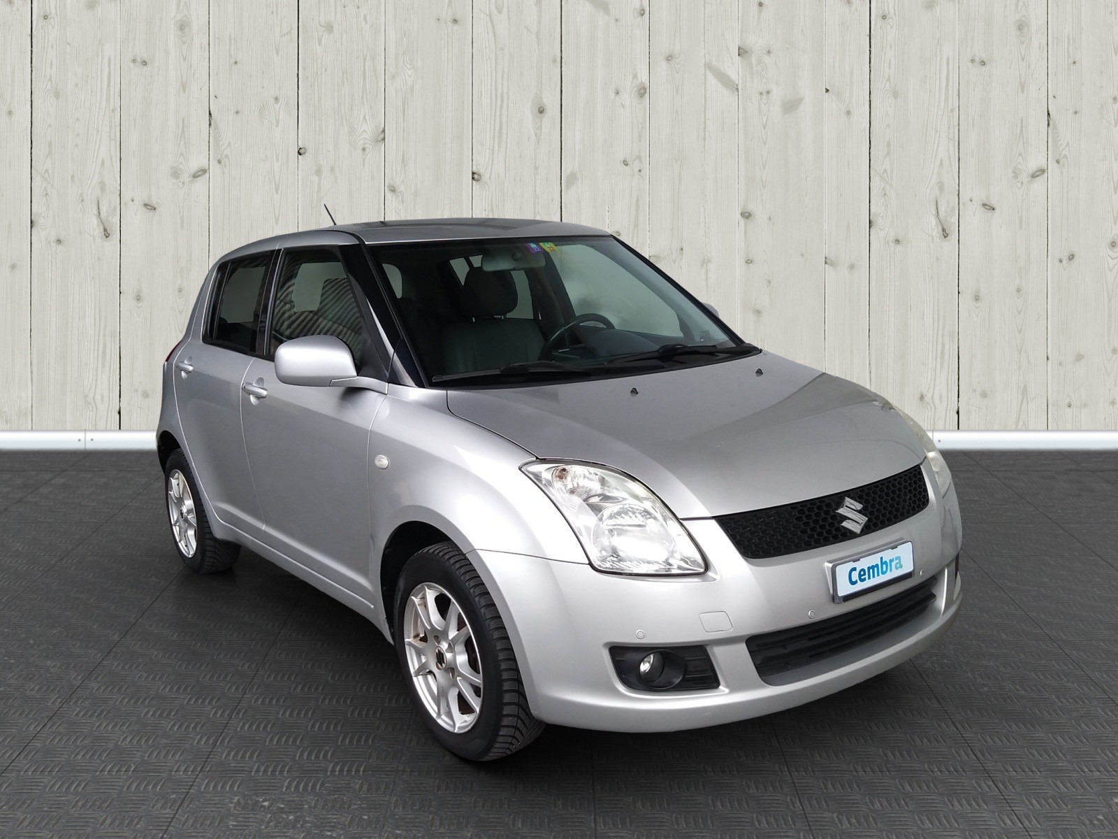 SUZUKI Swift 1.3i 16V GL 4x4