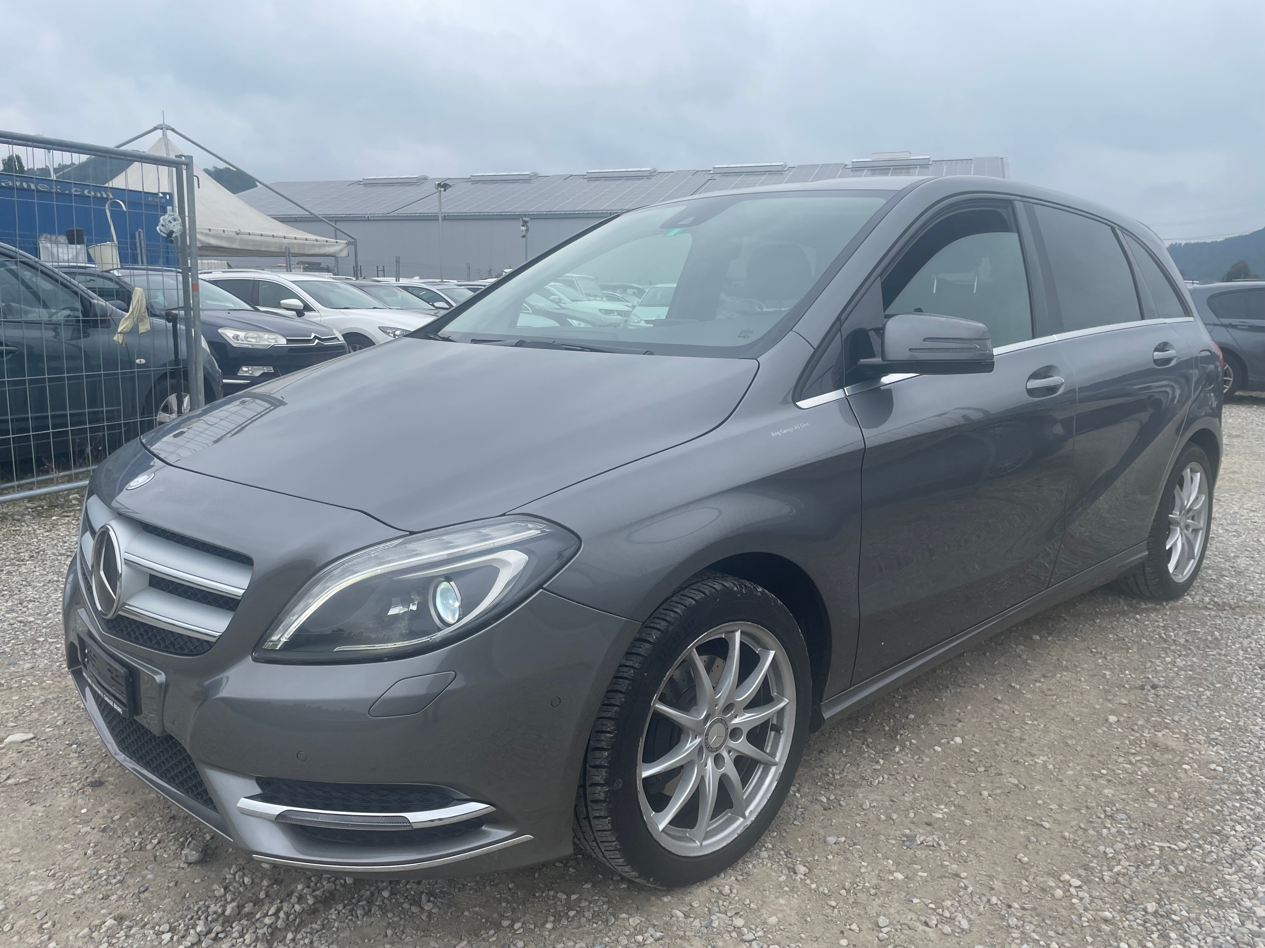 MERCEDES-BENZ B 200 7G-DCT