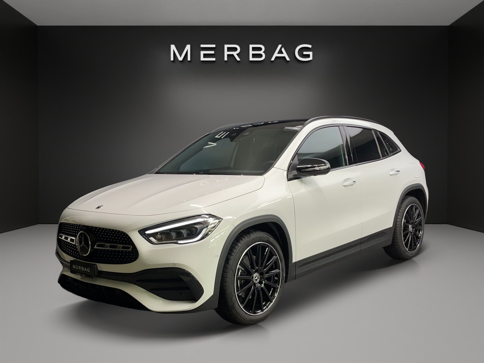 MERCEDES-BENZ GLA 200 4M AMG Line 8G-D