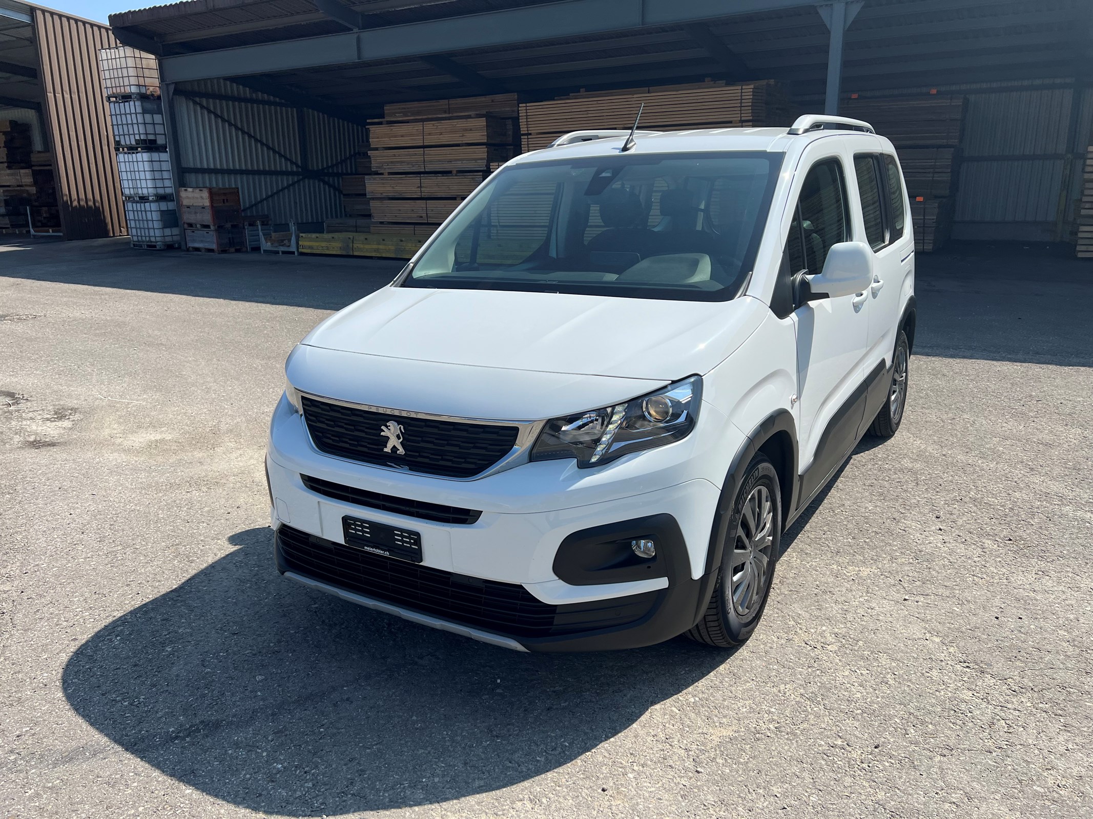 PEUGEOT Rifter 1.5 BlueHDi Allure EAT8