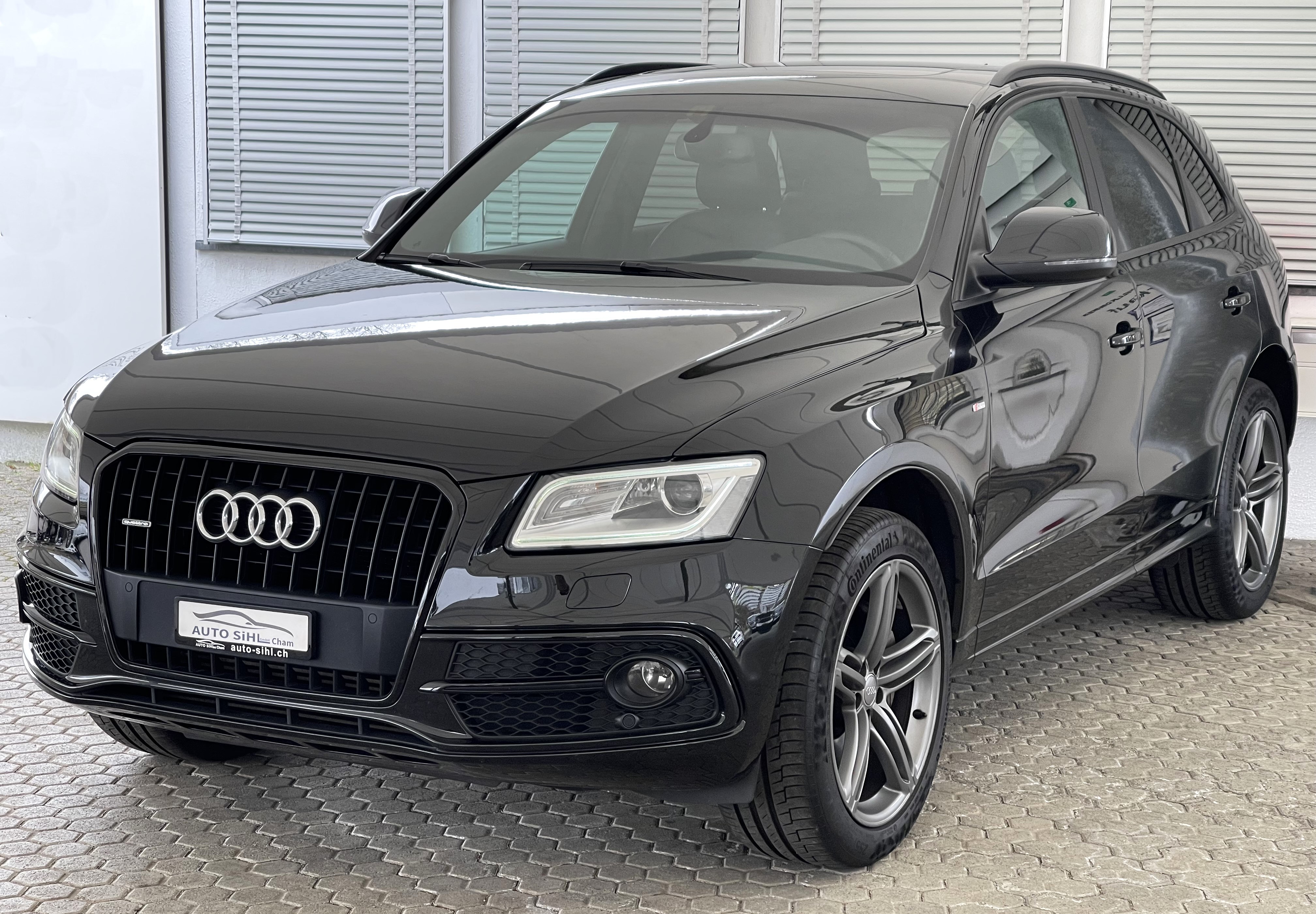 AUDI Q5 3.0 TDI quattro S-tronic