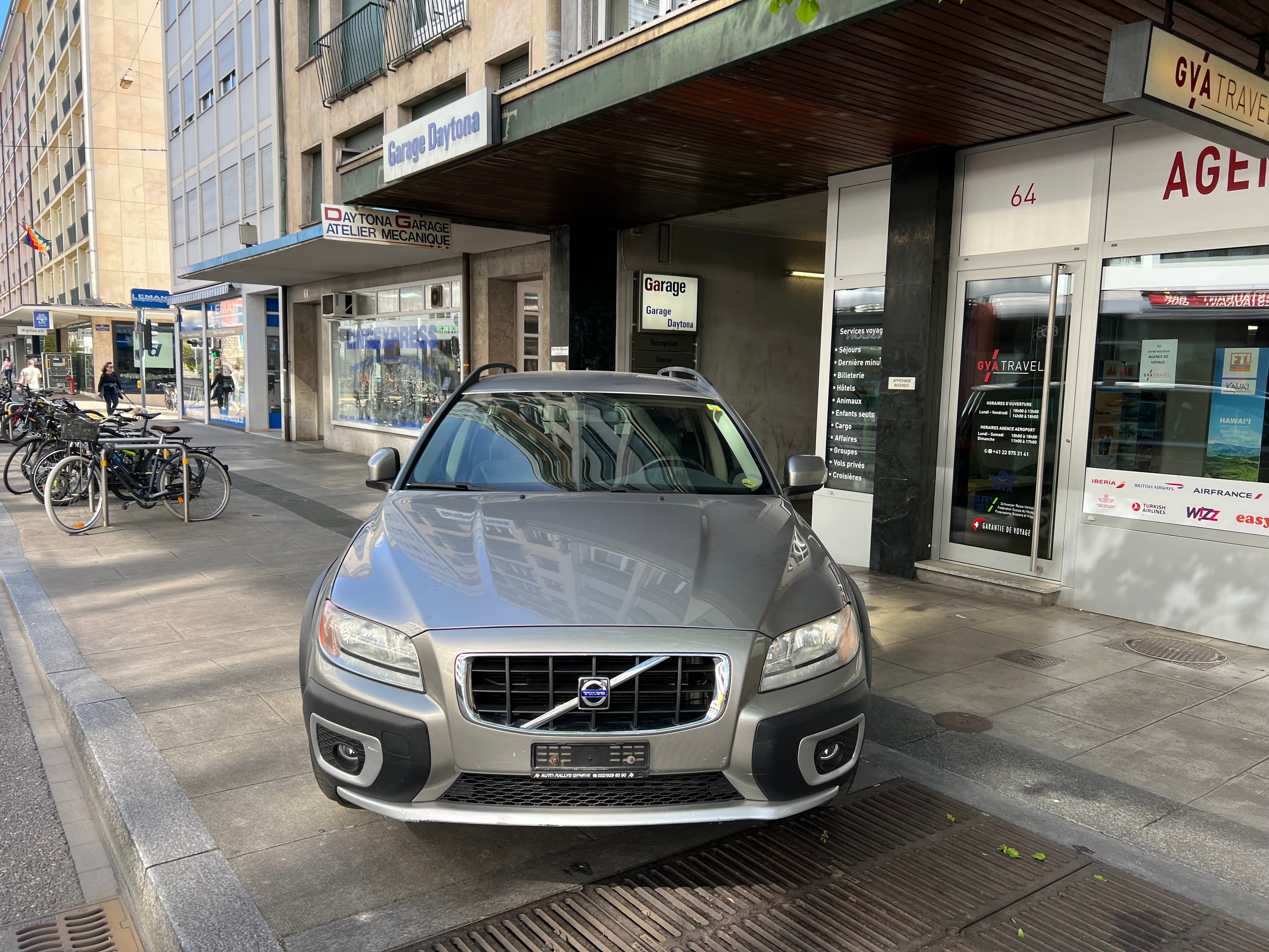 VOLVO XC70 D5 AWD Momentum