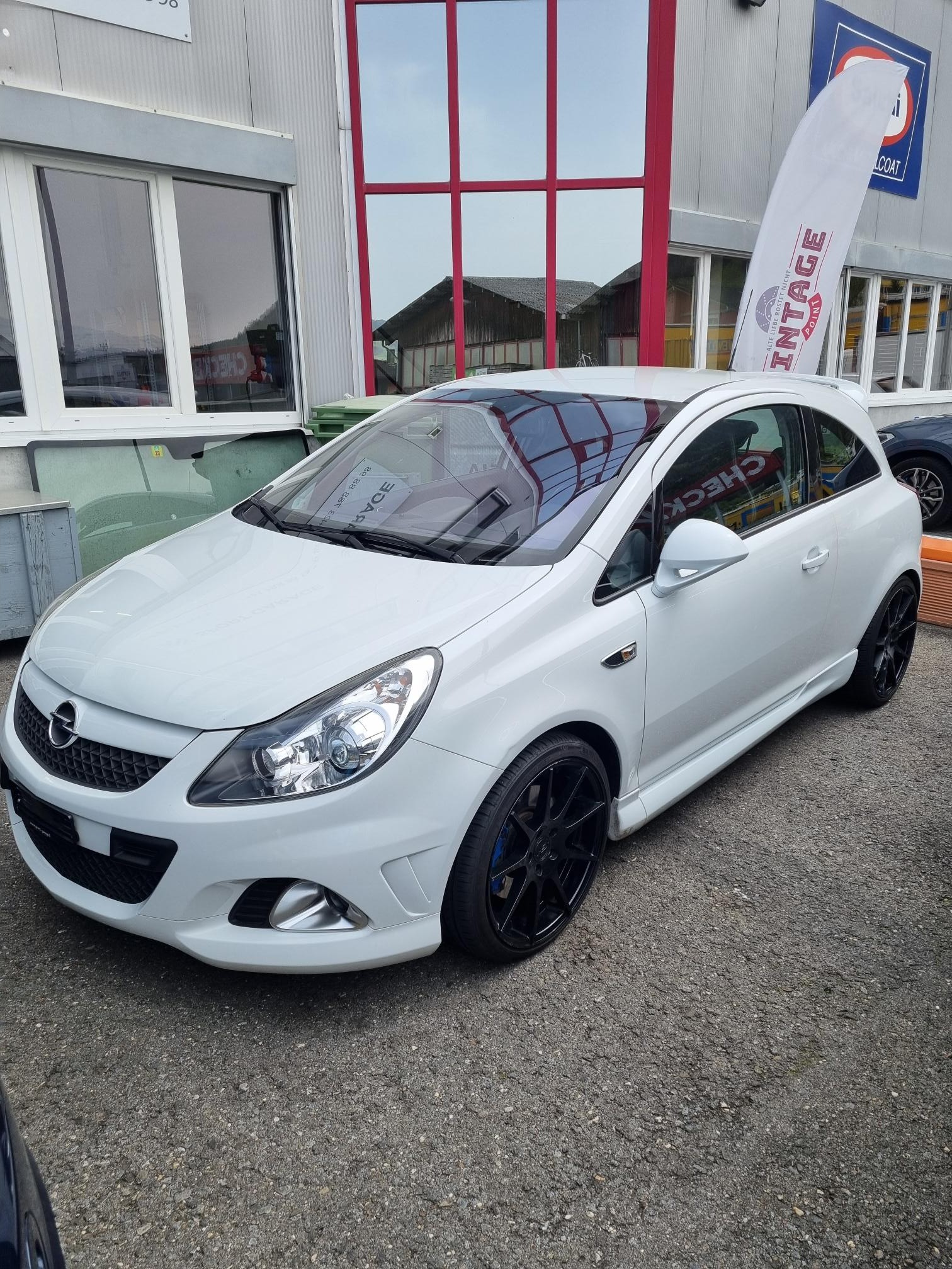 OPEL Corsa 1.6 Turbo OPC