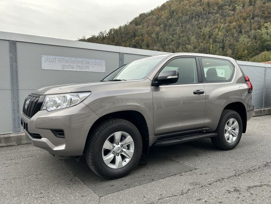 TOYOTA LandCruiser 2.8TD Active