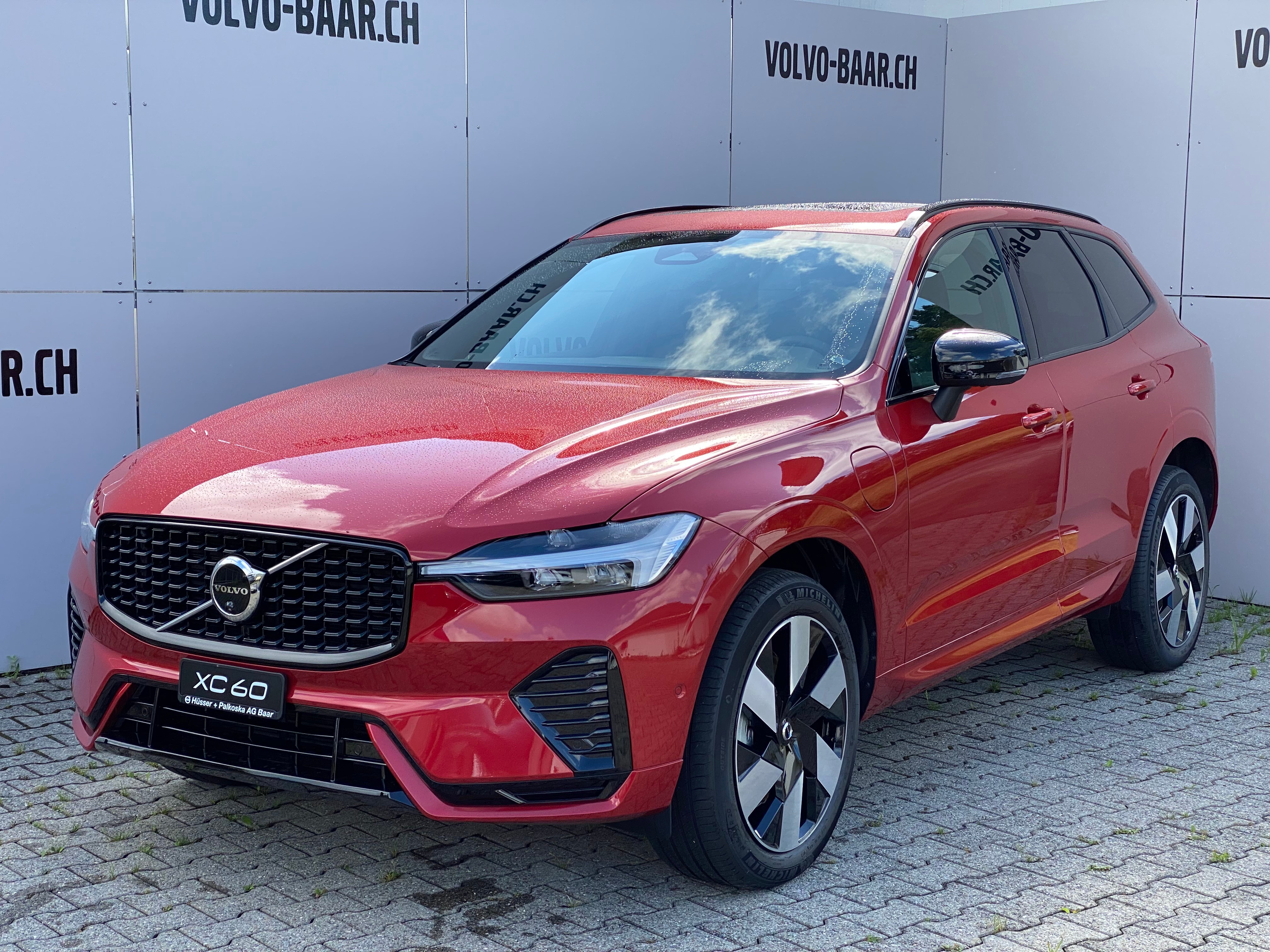 VOLVO XC60 2.0 T6 TE Plus Dark eAWD