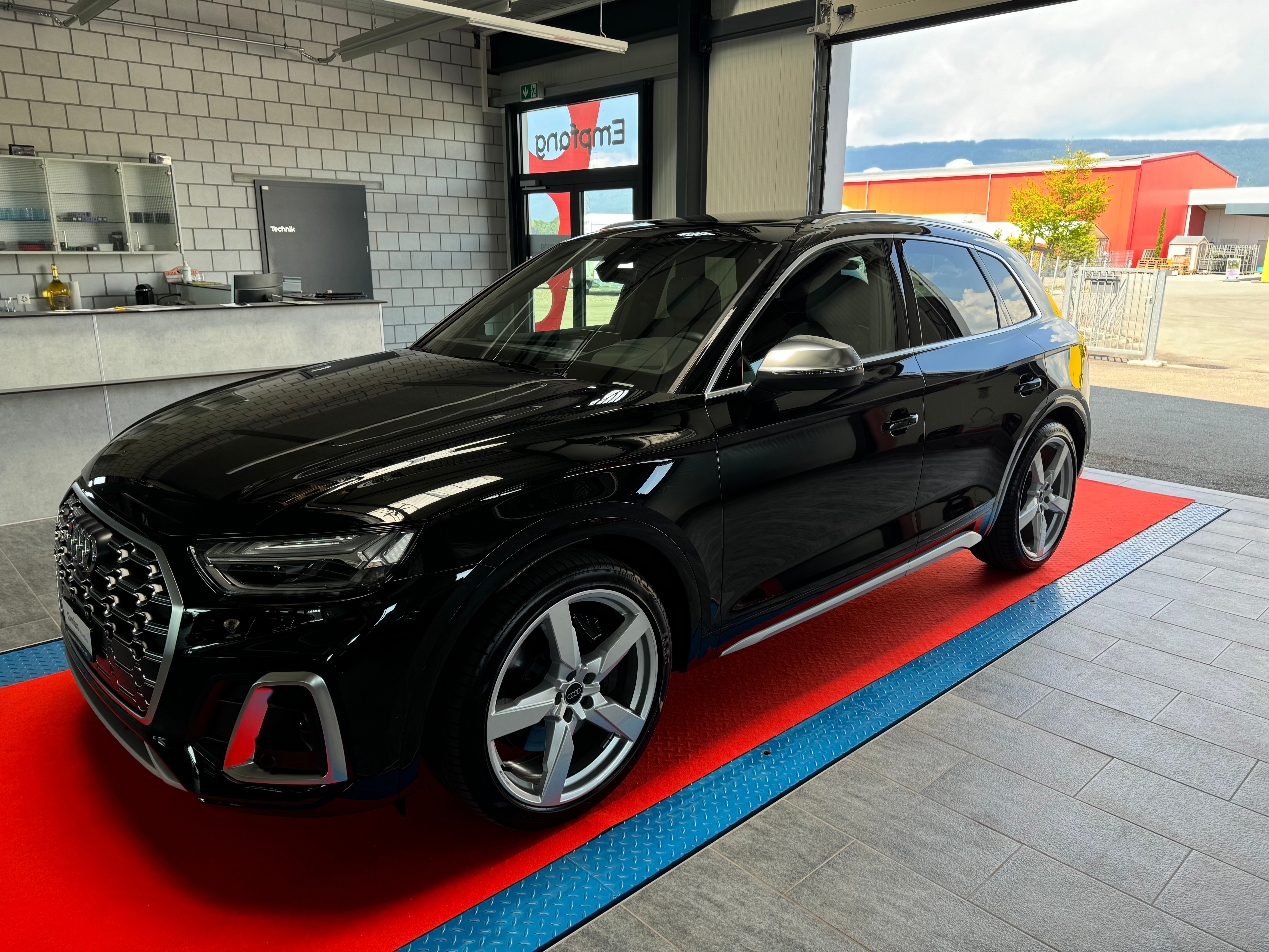 AUDI SQ5 TDI quattro tiptronic