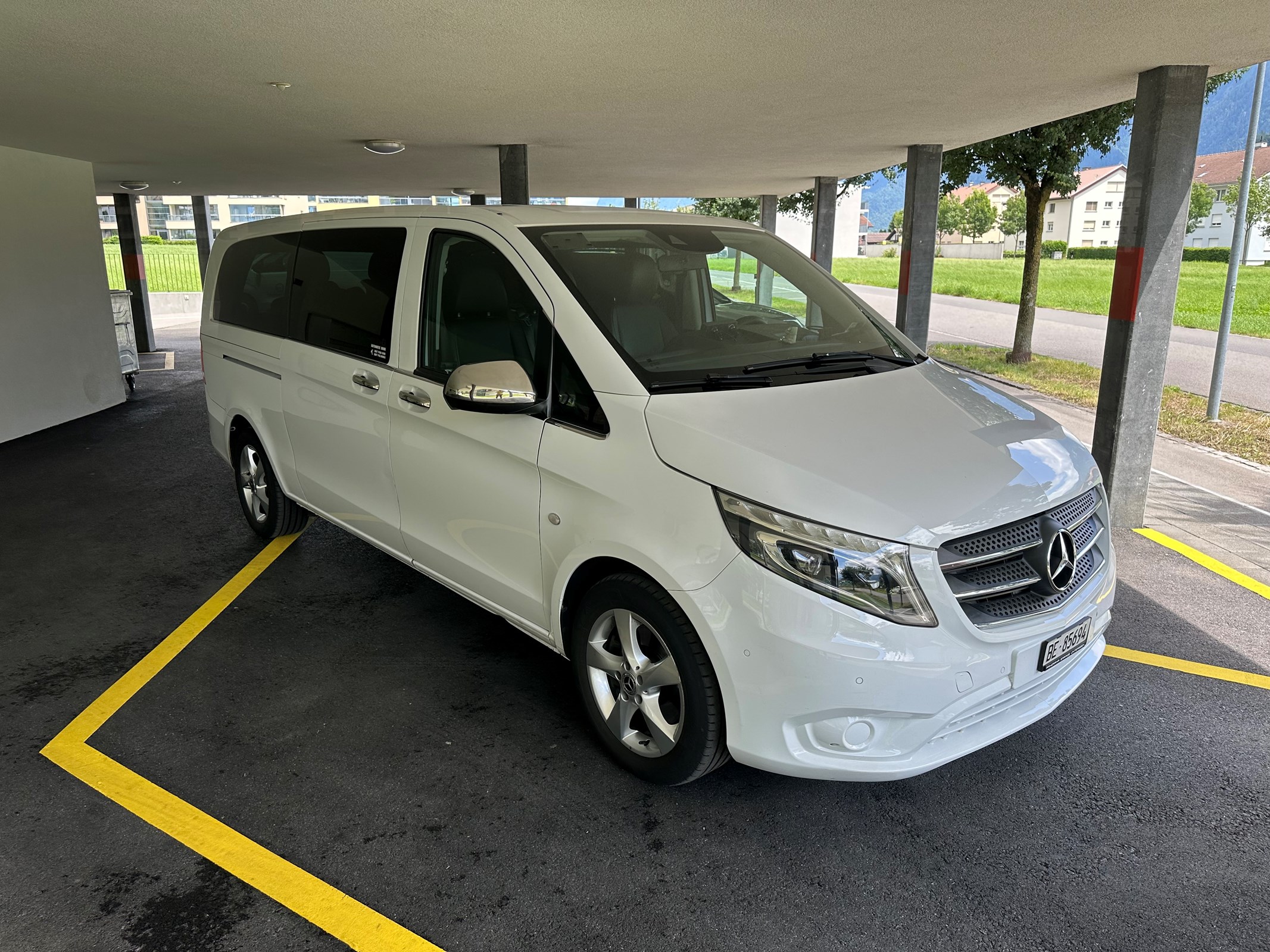 MERCEDES-BENZ Vito 114 BlueTec Tourer Pro EL 4matic 7G-Tronic