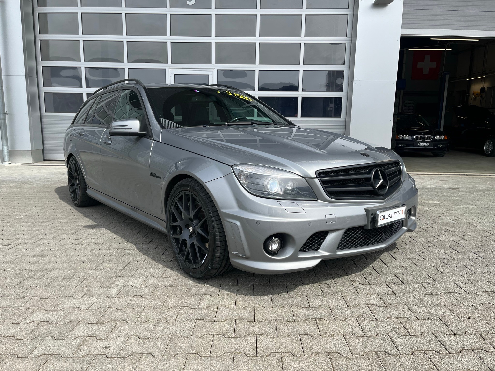 MERCEDES-BENZ C 63 AMG Avantgarde 7G-Tronic