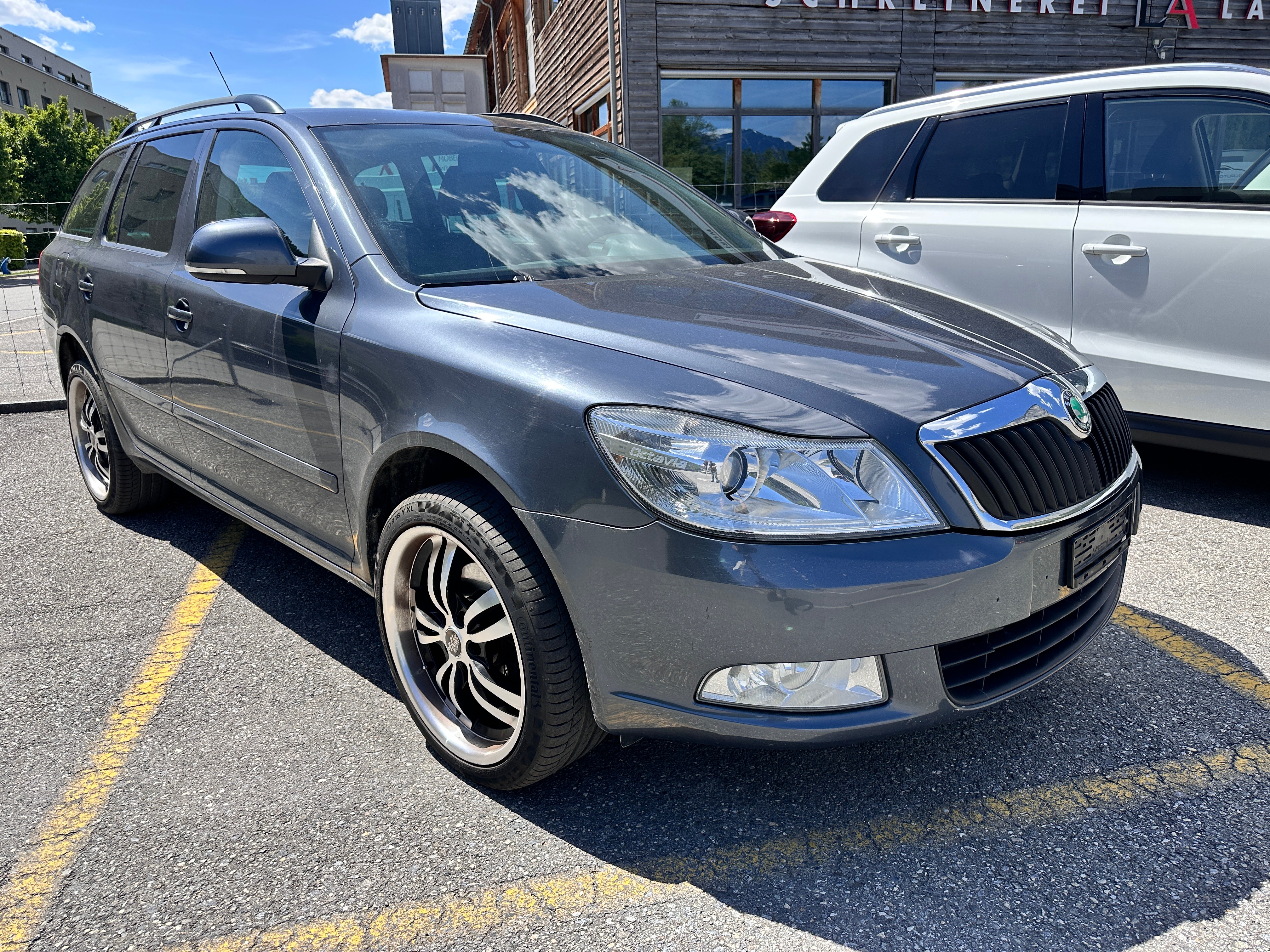 SKODA Octavia Combi 1.8 TSI Adventure 4x4