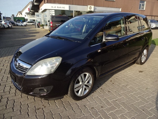 OPEL Zafira 2.2i 16V Sport Automatic