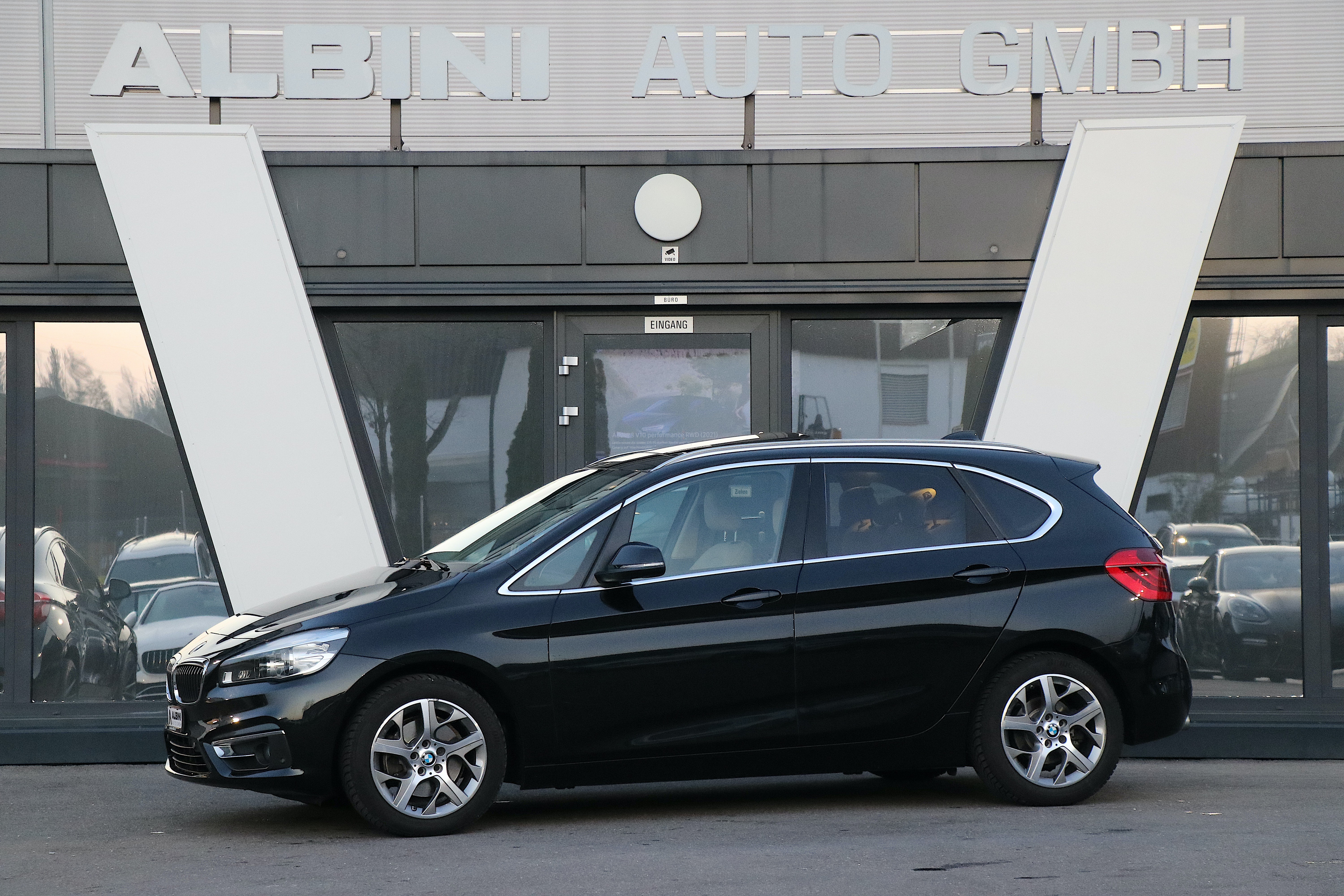 BMW 220d xDrive Active Tourer Luxury Line Steptronic