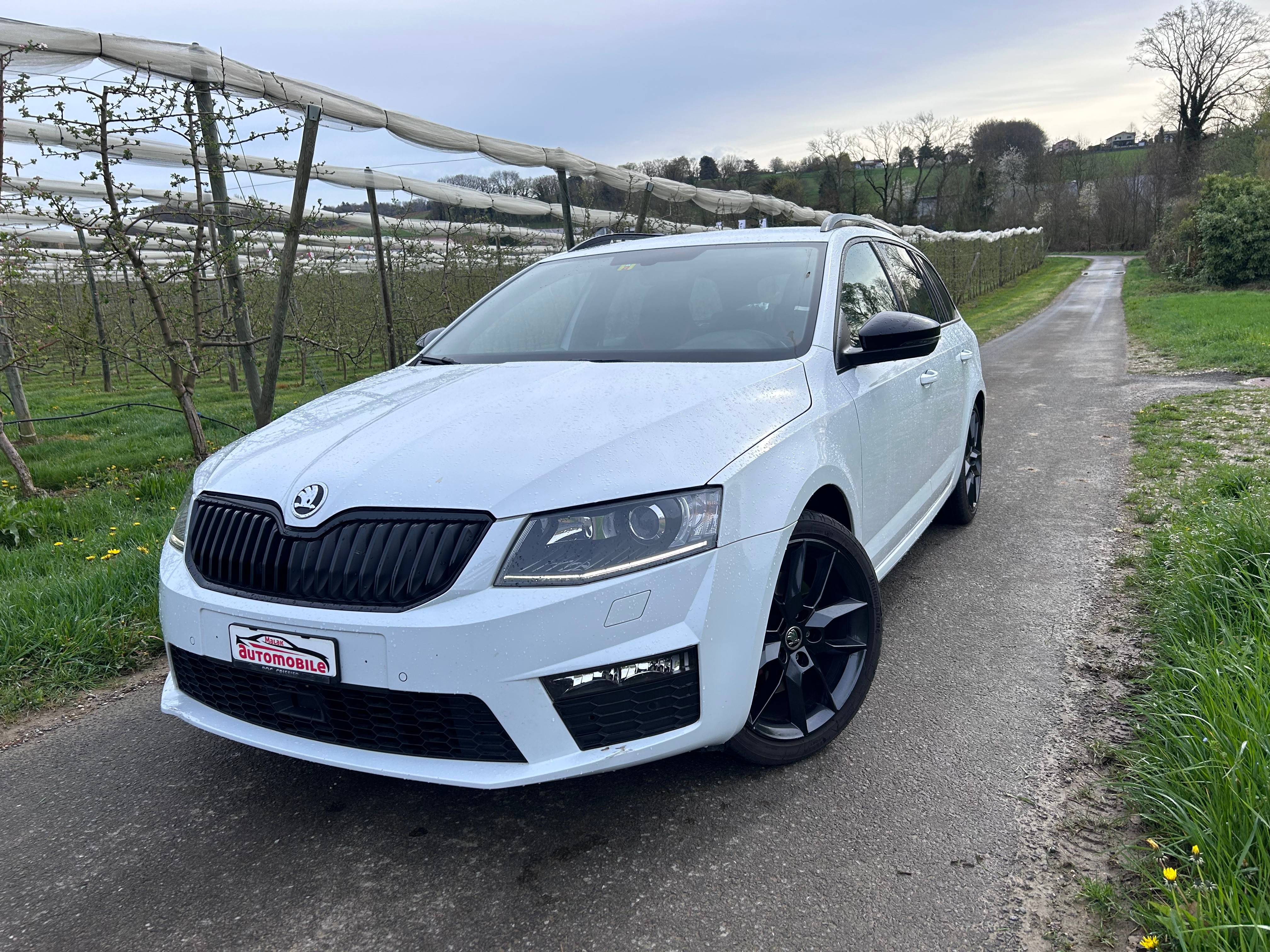 SKODA Octavia Combi 2.0 TDI RS 4x4 DSG