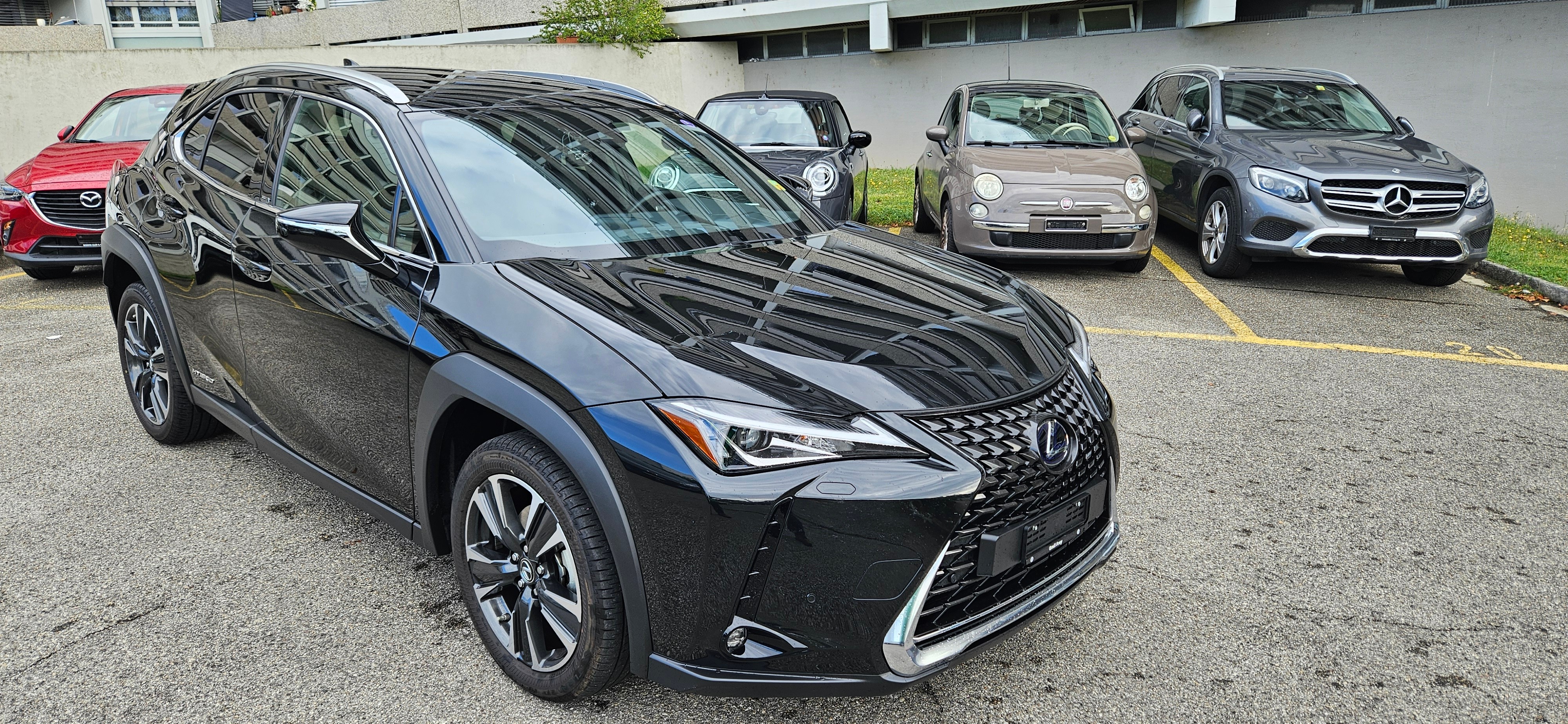 LEXUS UX 250h Launch Edition Excellence AWD Automatic