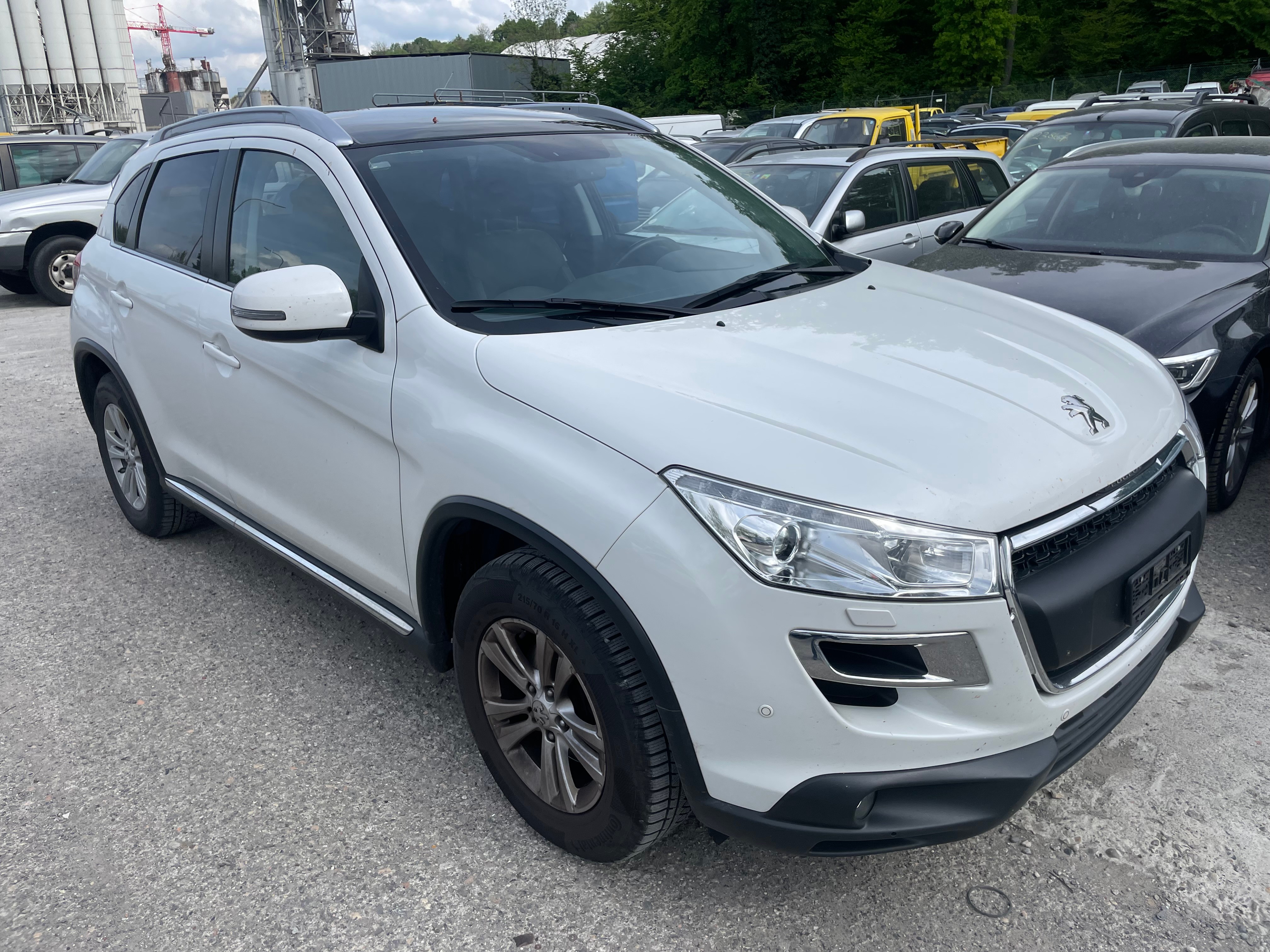 PEUGEOT 4008 1.6 HDi Active 4WD