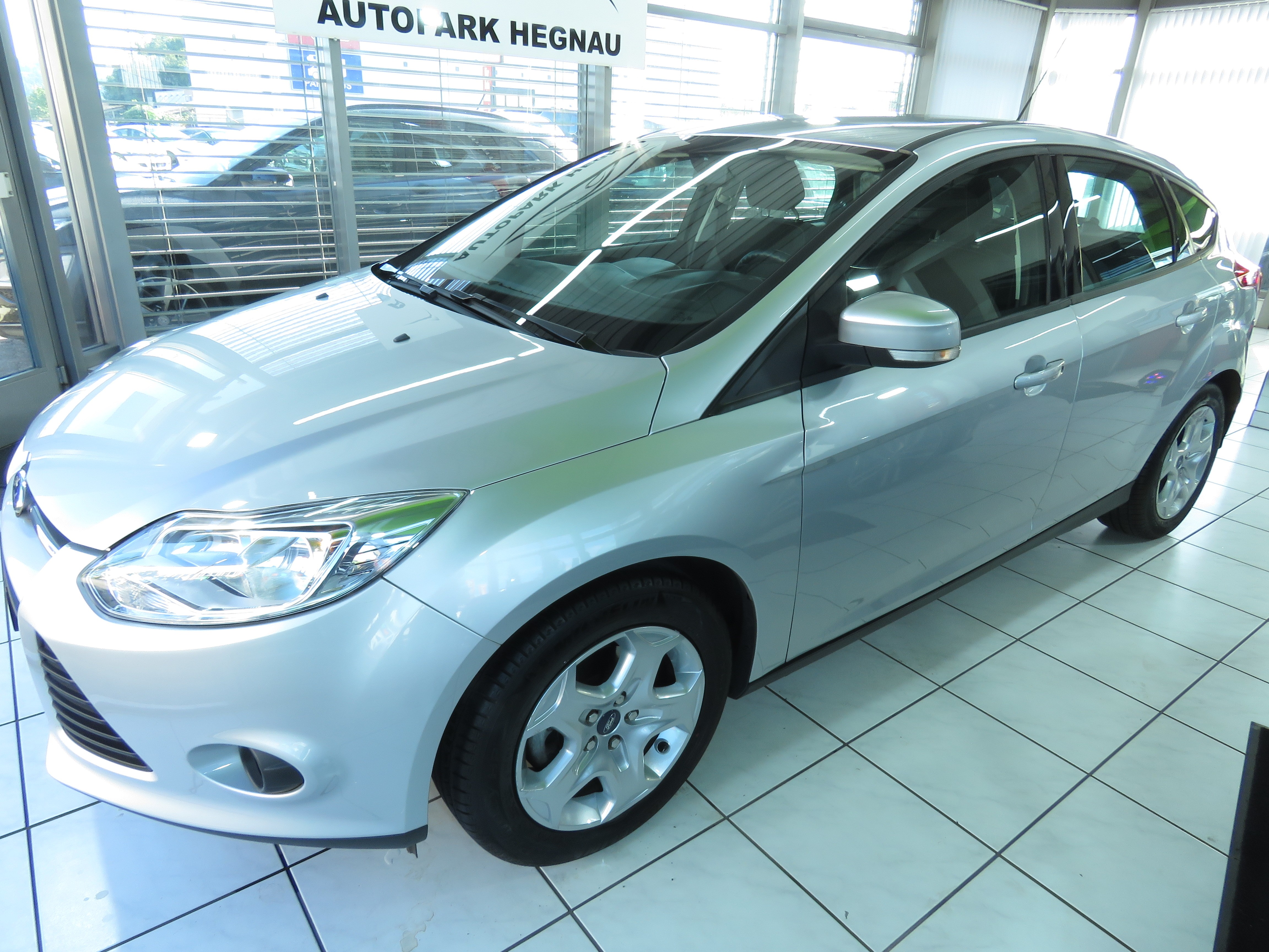 FORD Focus 1.6i VCT Trend