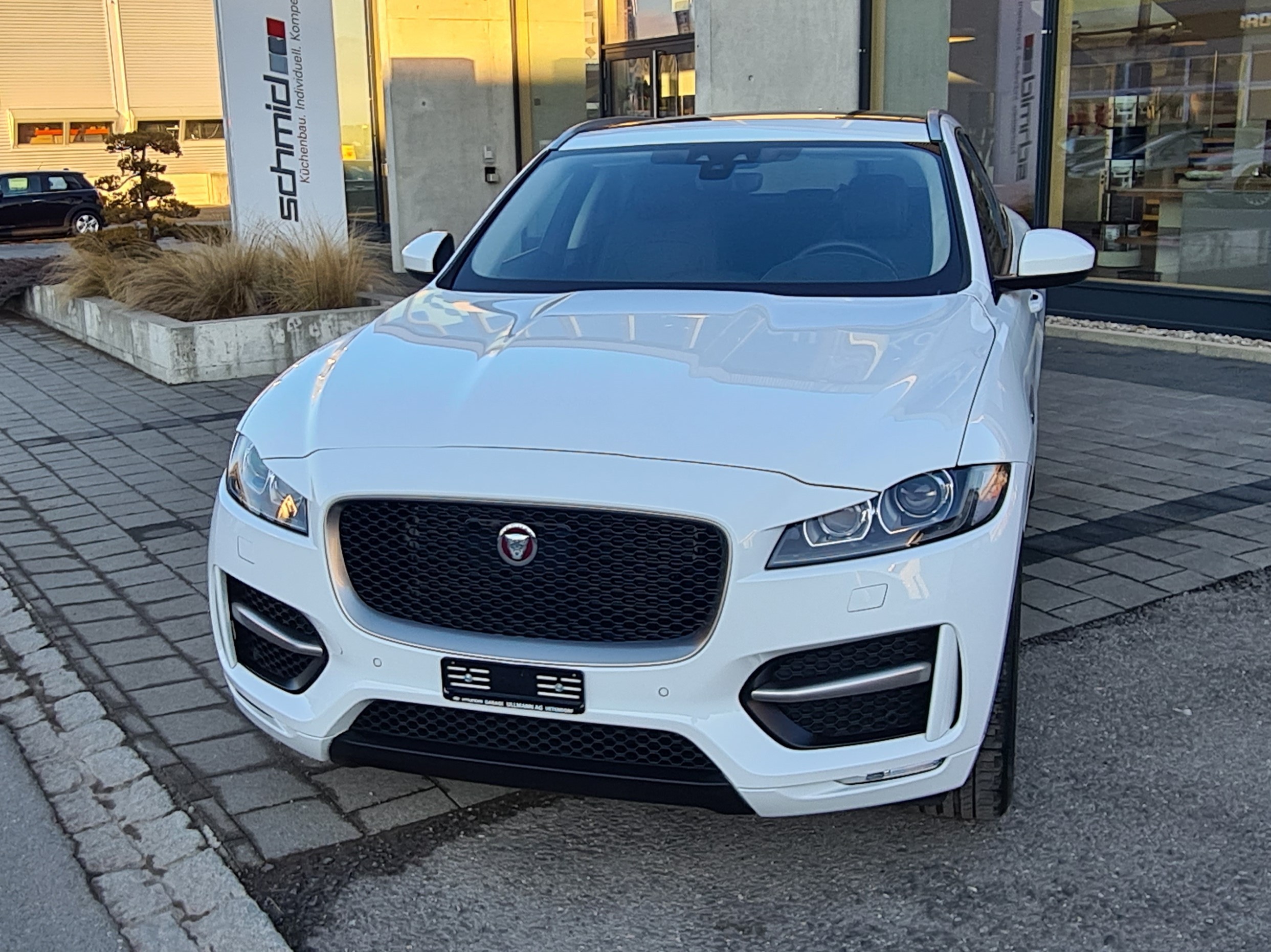 JAGUAR F-Pace 30t 2.0 R-Sport AWD Automatik