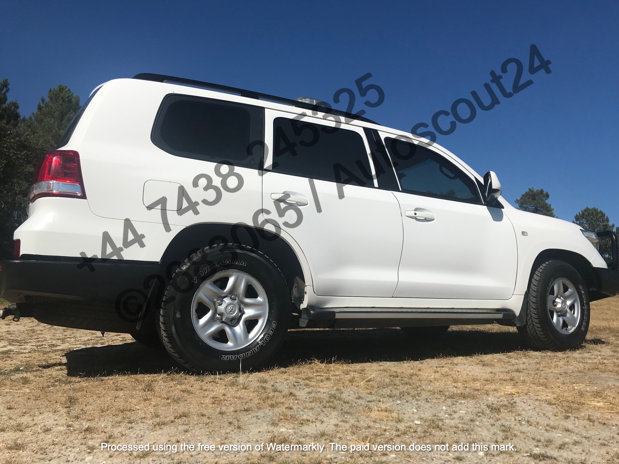 TOYOTA LAND CRUISER VDJ-200