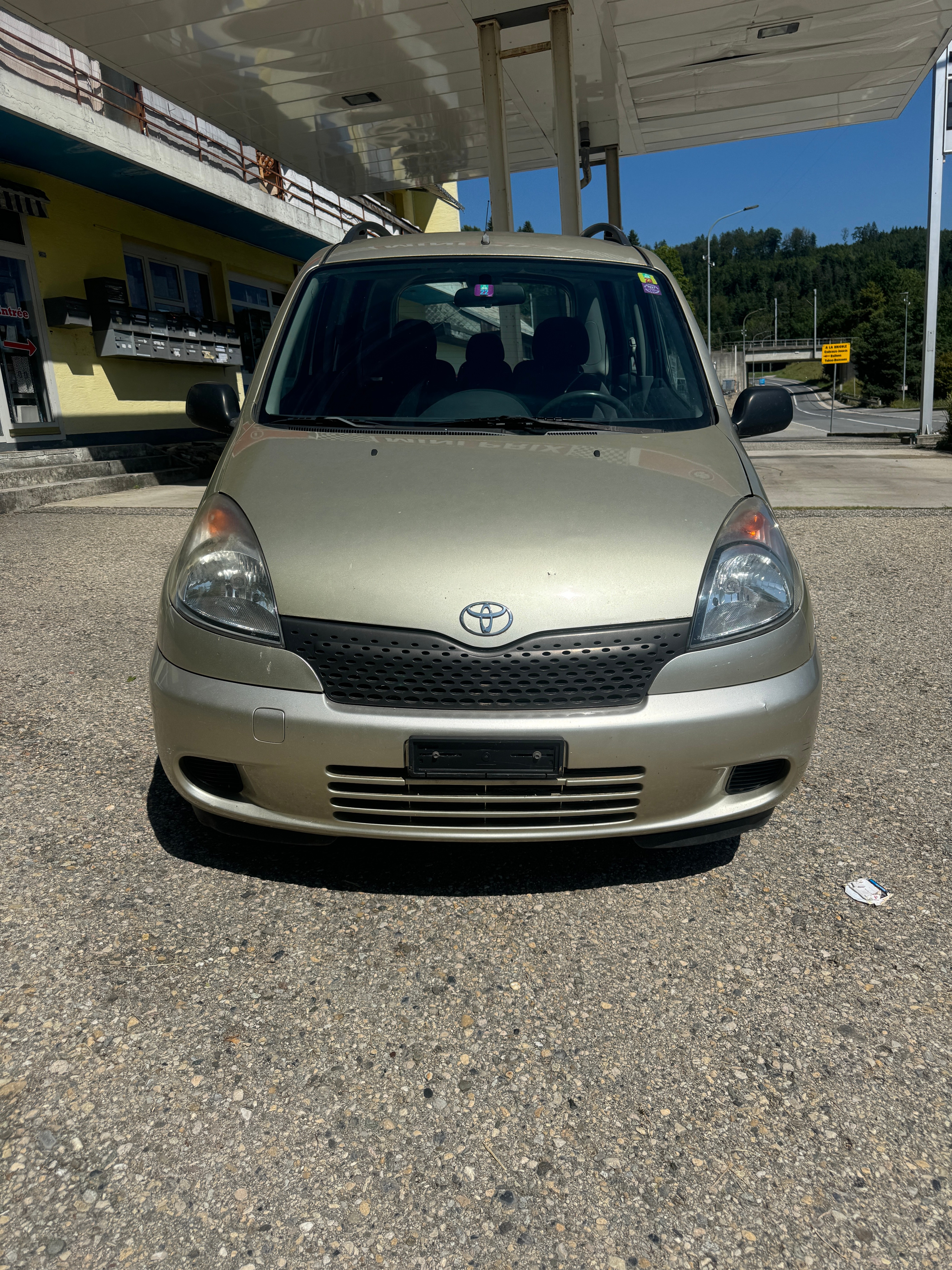 TOYOTA Yaris Verso 1.3 Linea Luna