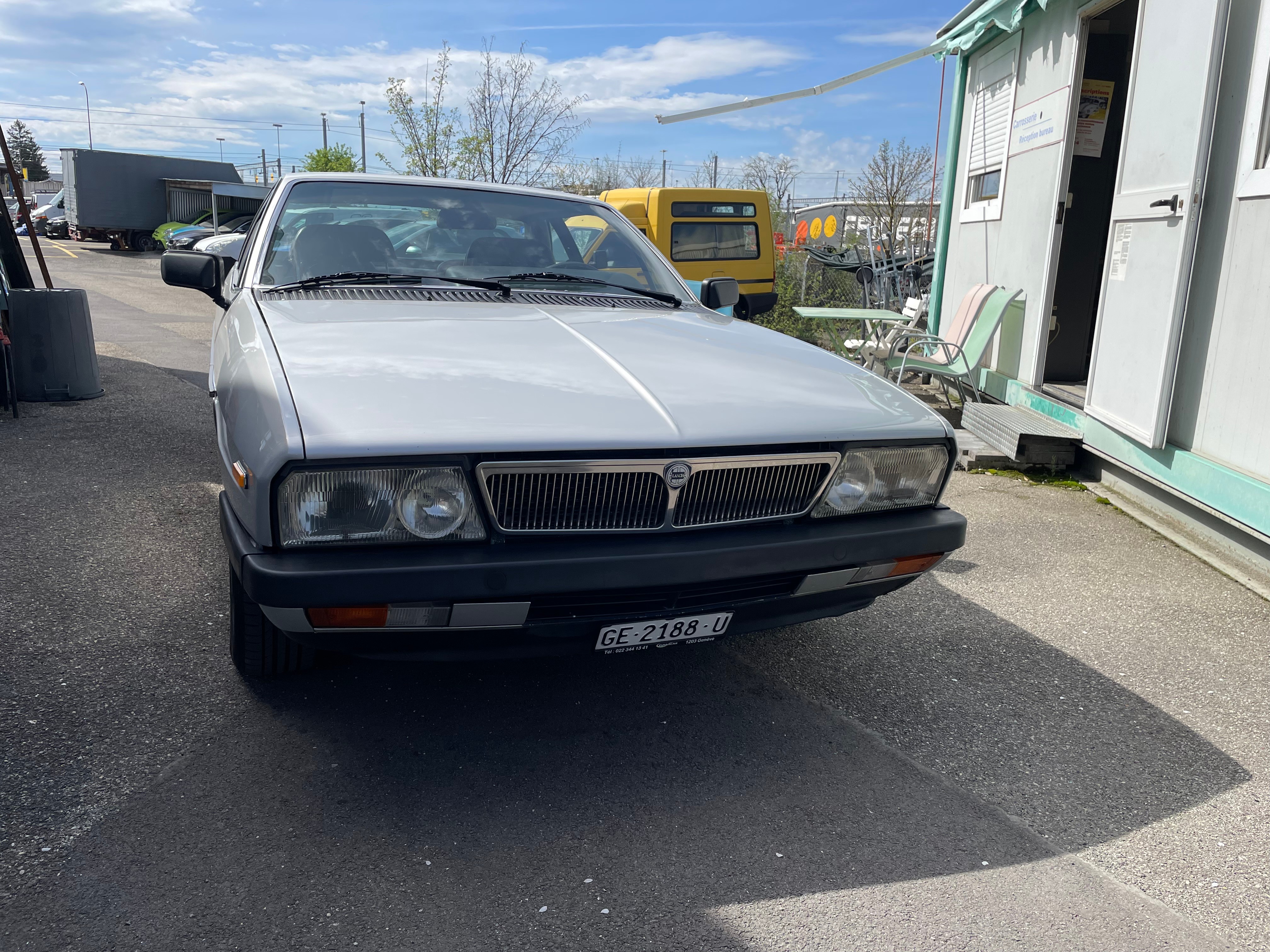 LANCIA GAMMA 2.5 ie expert. MFK vétéran Automatique