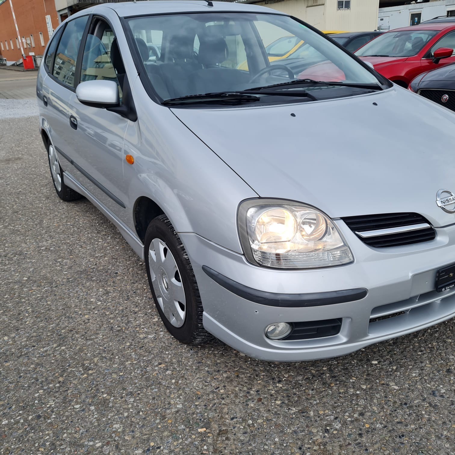 NISSAN Almera Tino 1.8 16V business