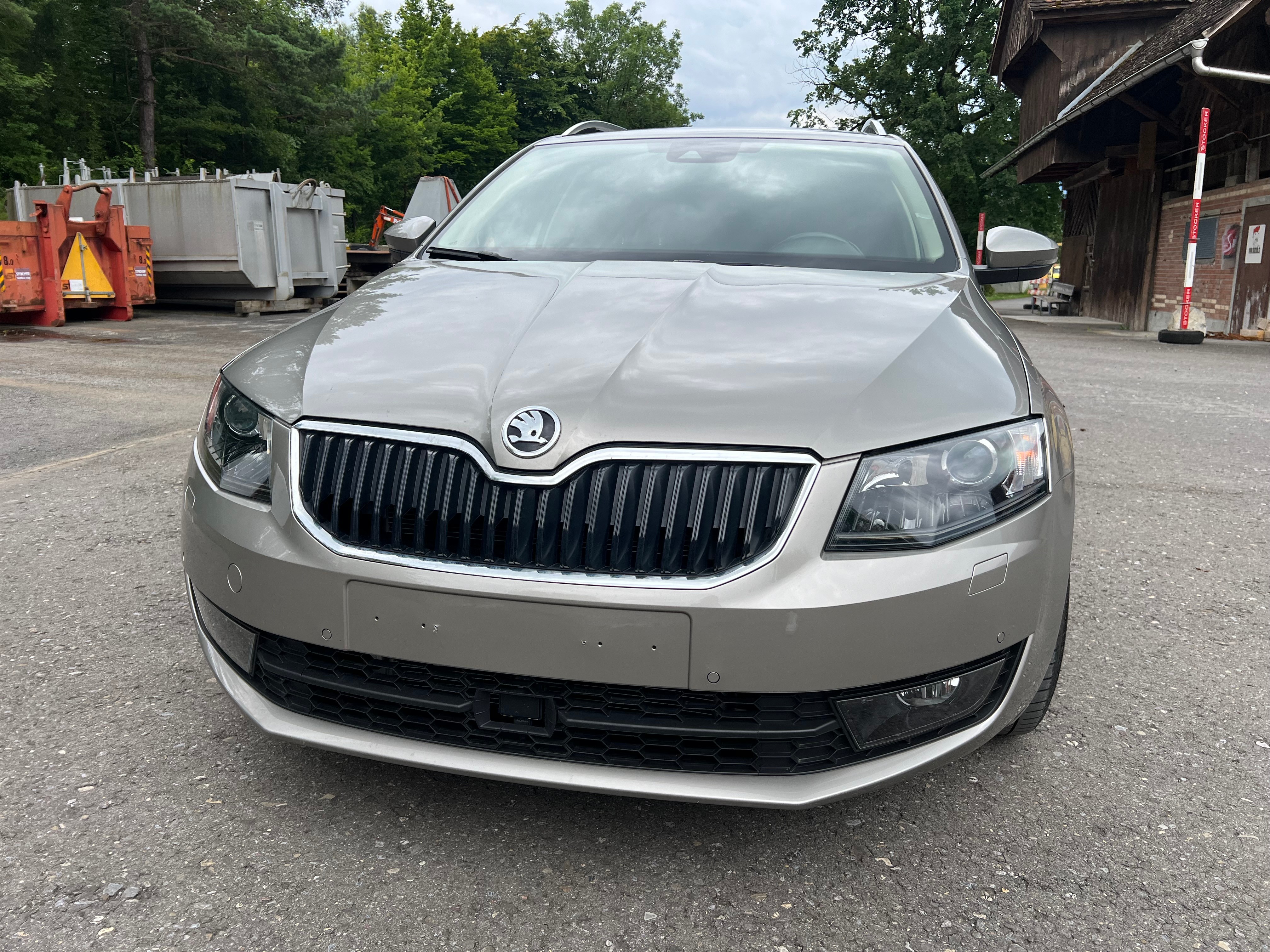 SKODA Octavia Combi 1.8 TSI L&K 4x4 DSG