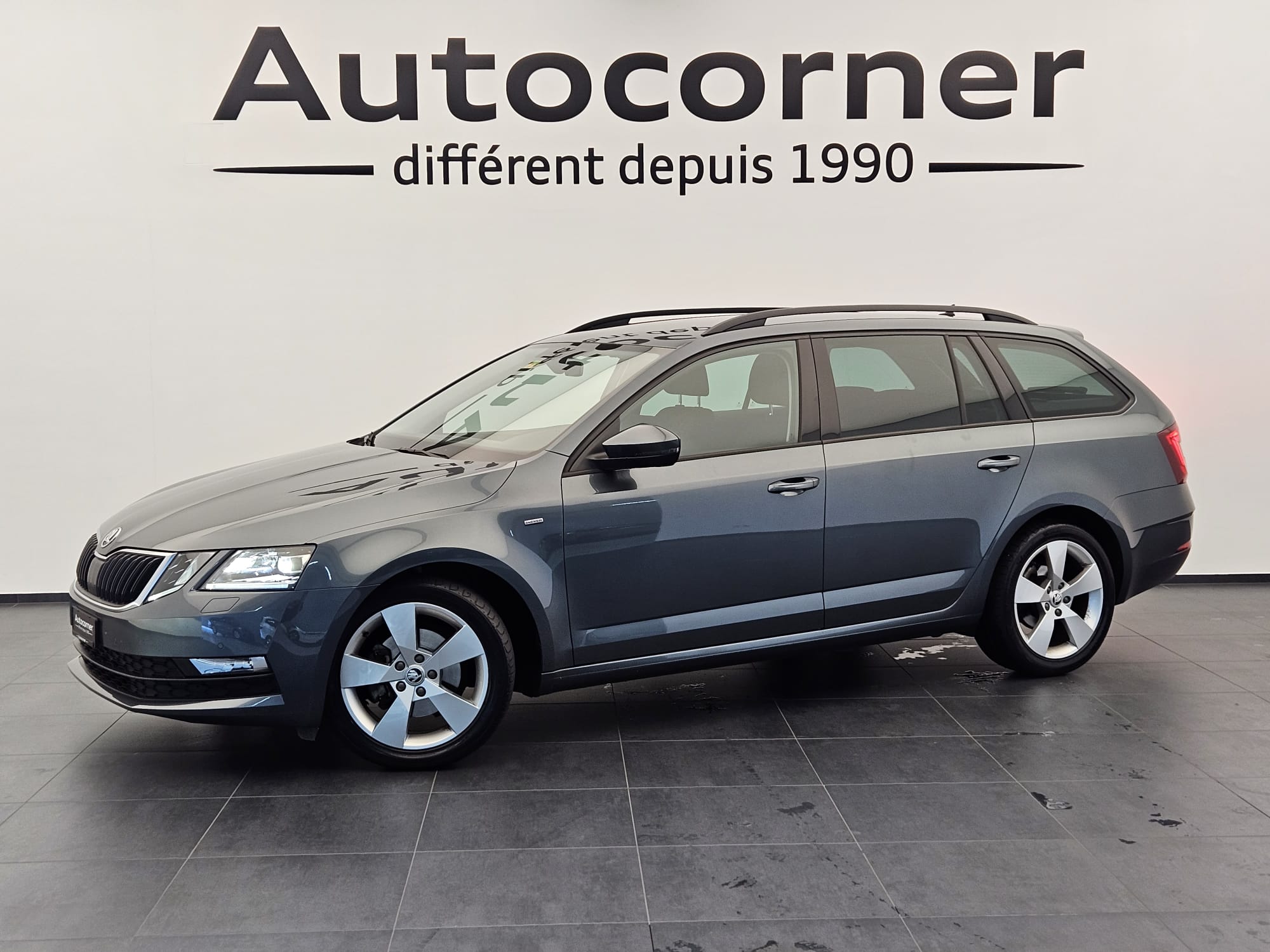 SKODA Octavia Combi 1.0 TSI Clever DSG