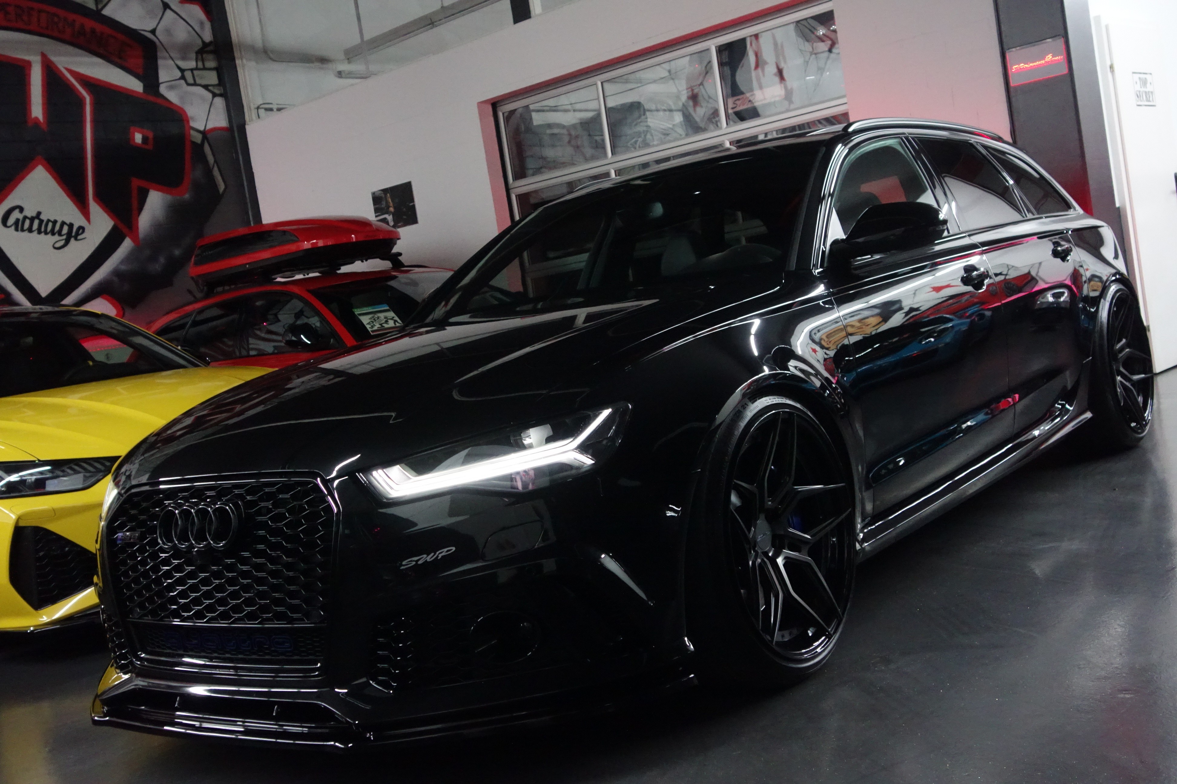 AUDI RS6 AVANT 4.0 TFSI V8 PERFORMANCE QUATTRO BLACK CH-FZ 605 PS