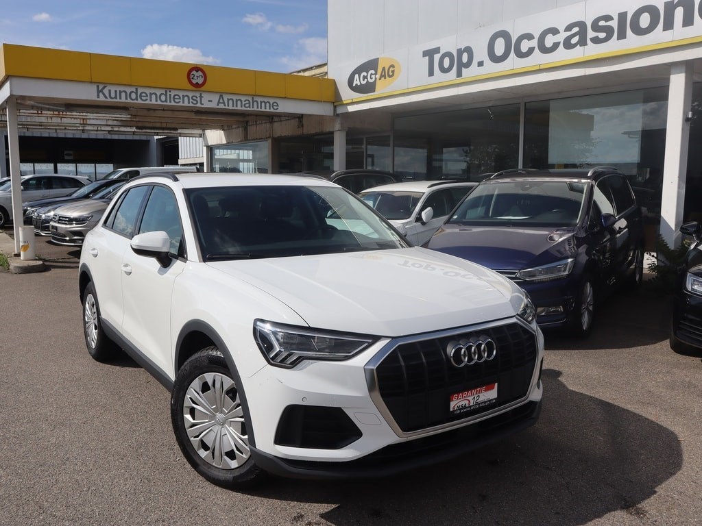 AUDI Q3 35 TDI S-tronic ** Voll-Leder Ausstattung ** Totwinkelassistent ** Abstandsregelsystem **