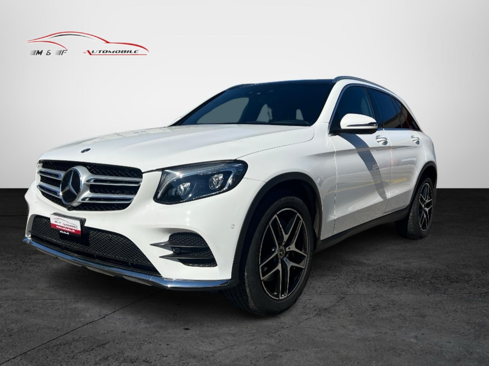 MERCEDES-BENZ GLC 250 d AMG Line 4m CH FAHRZEUG AUS 1. HAND