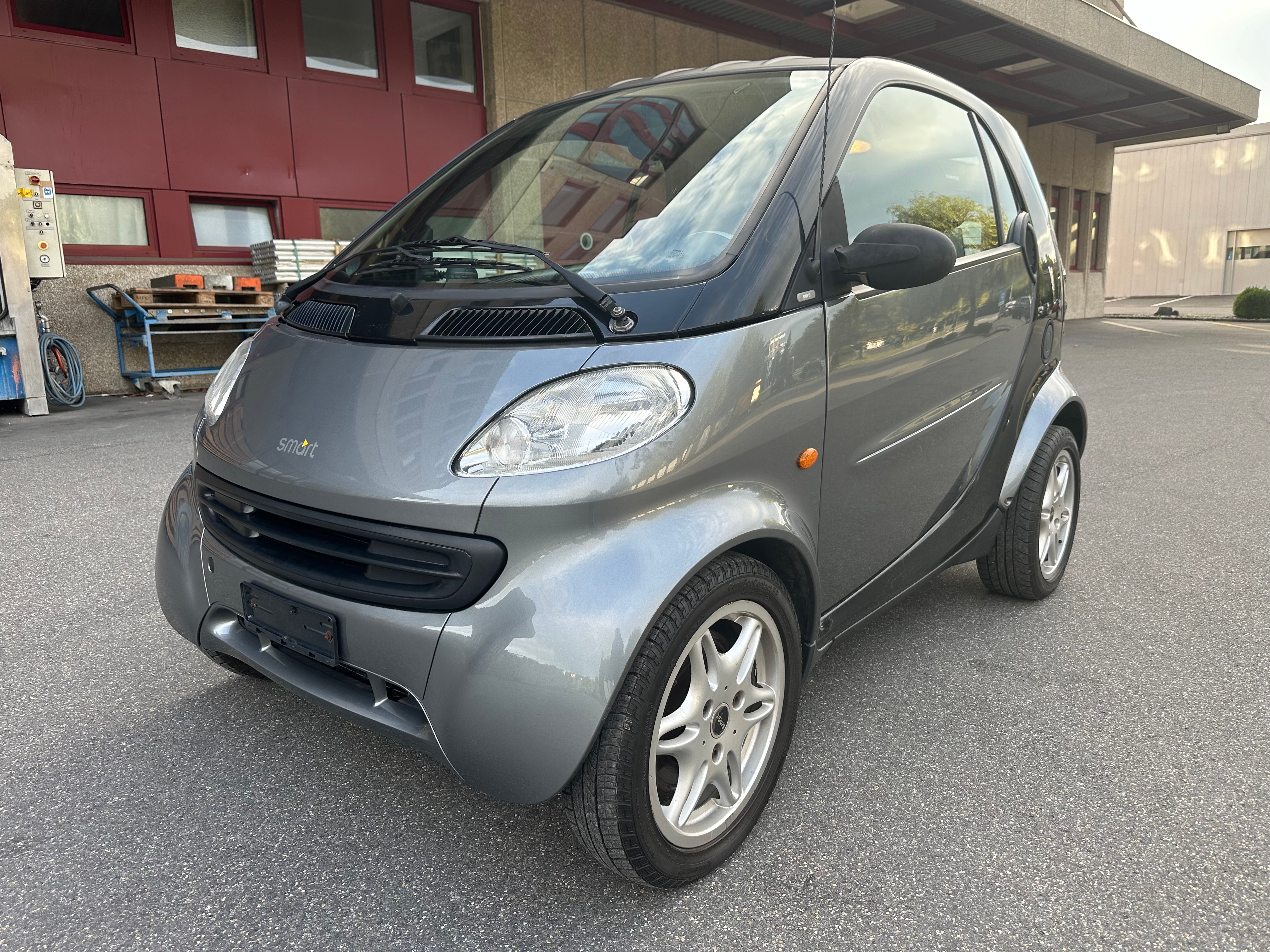 SMART fortwo pure +