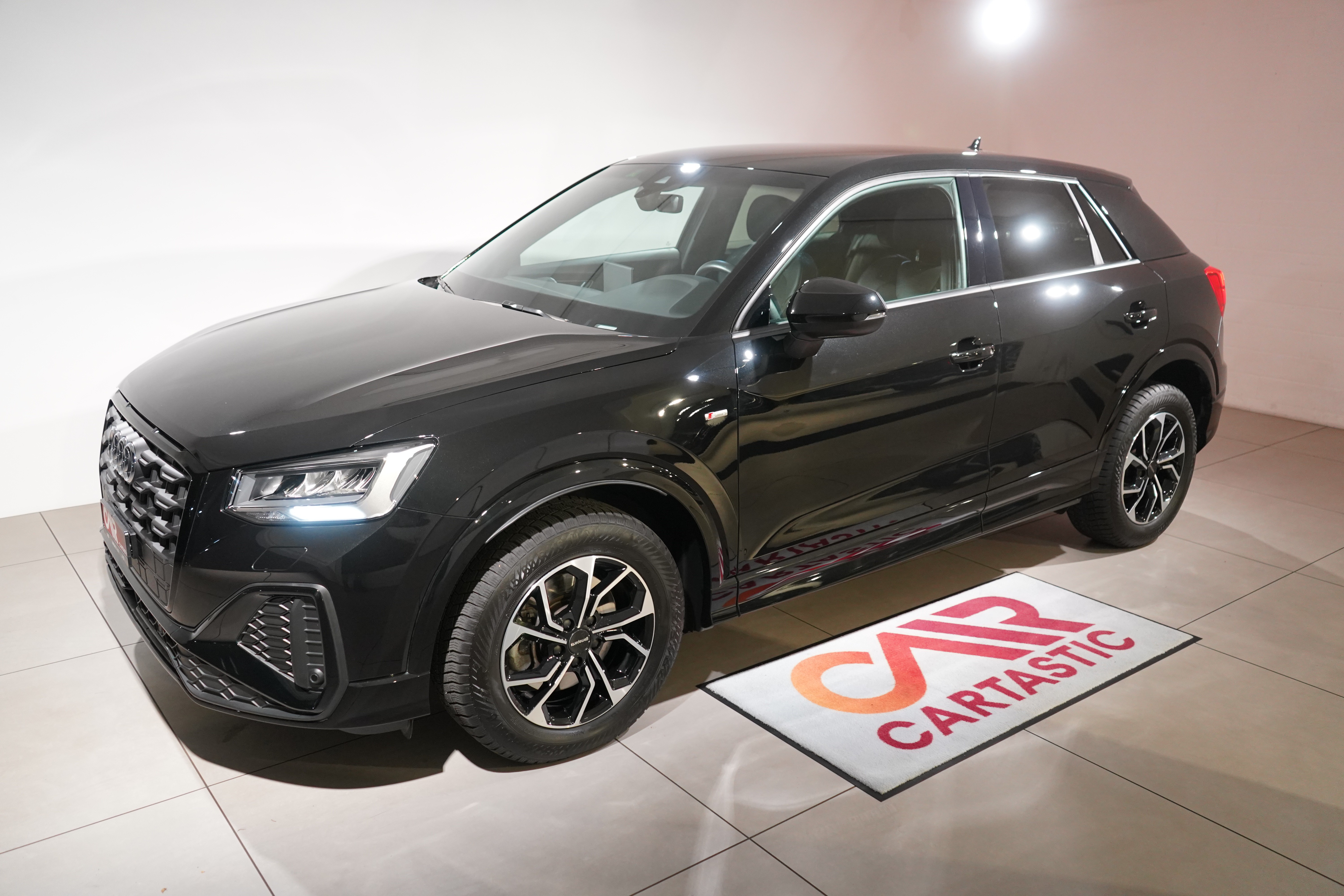 AUDI Q2 35 TDI S line qua