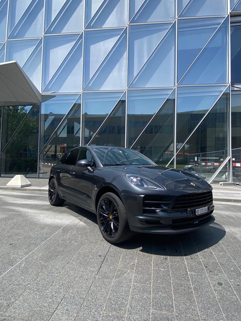 PORSCHE Macan PDK