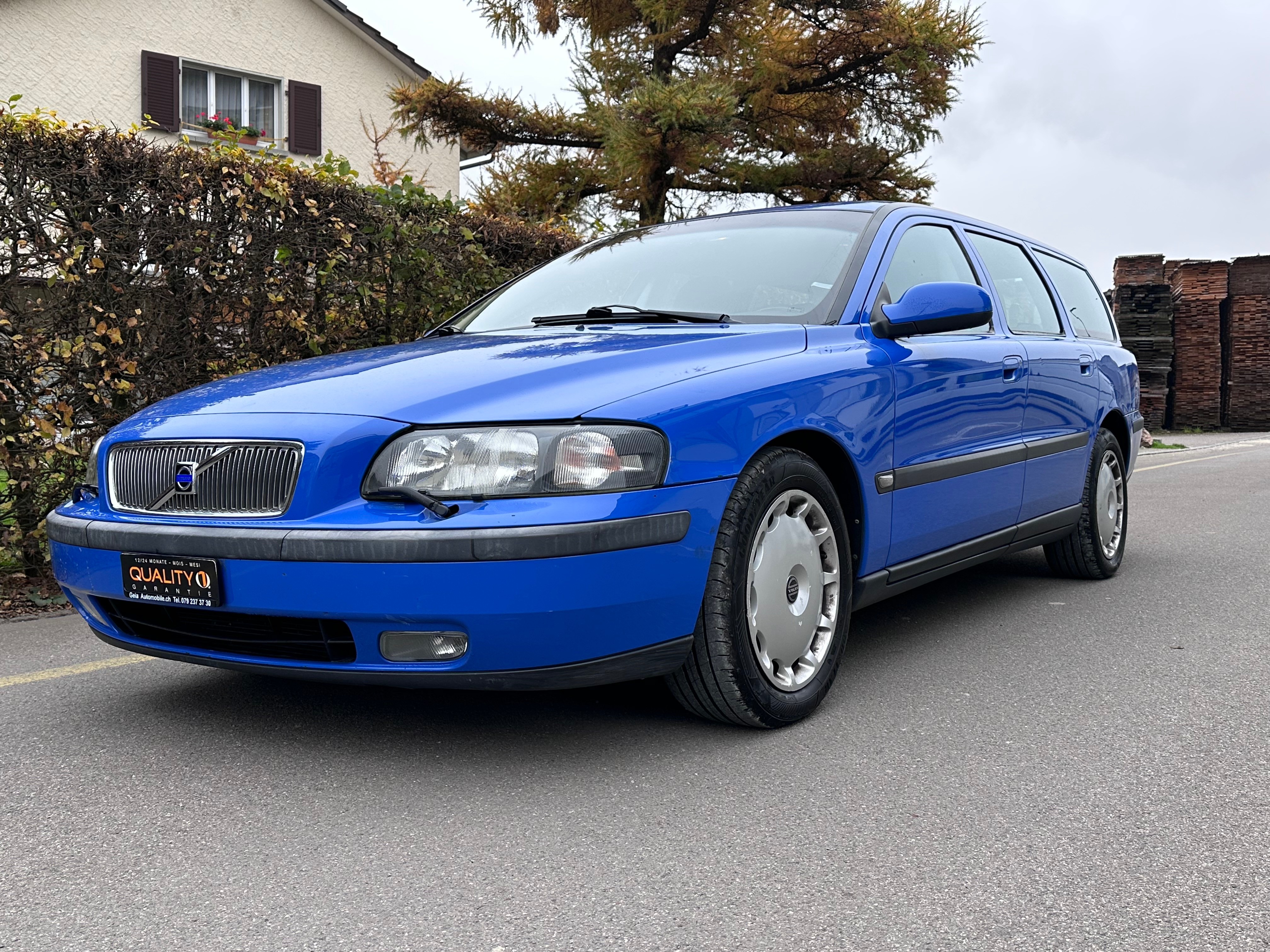 VOLVO V70 2.4