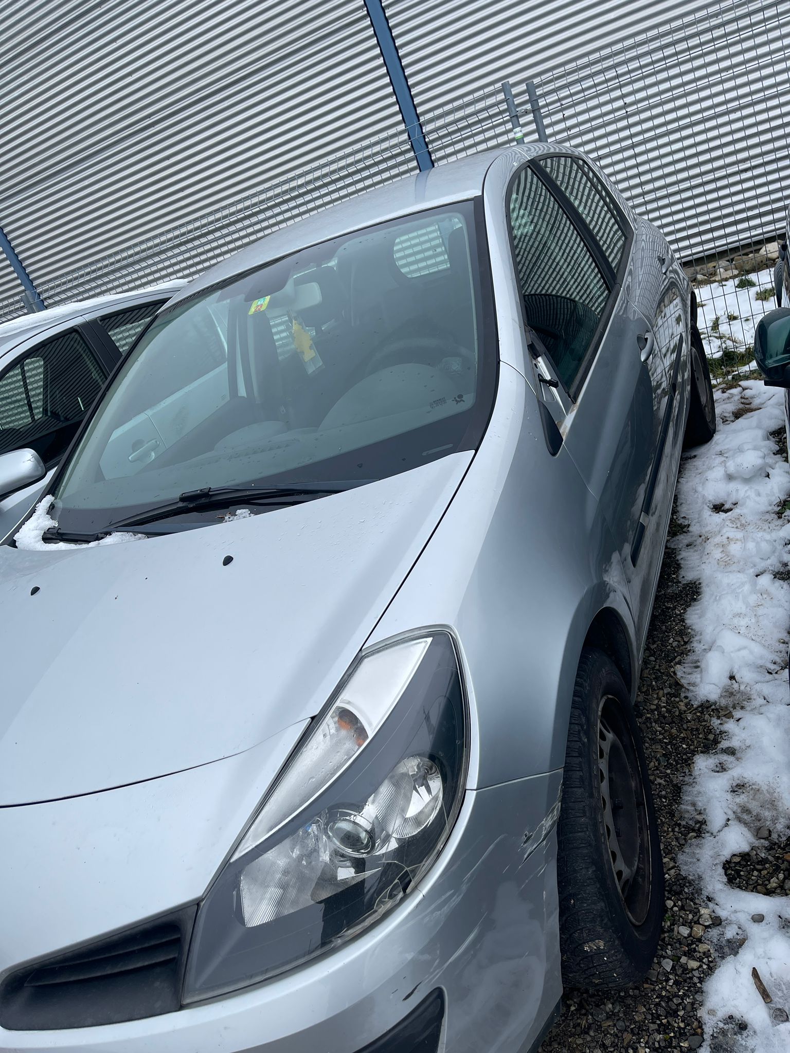 RENAULT Clio 1.6 16V Privilège