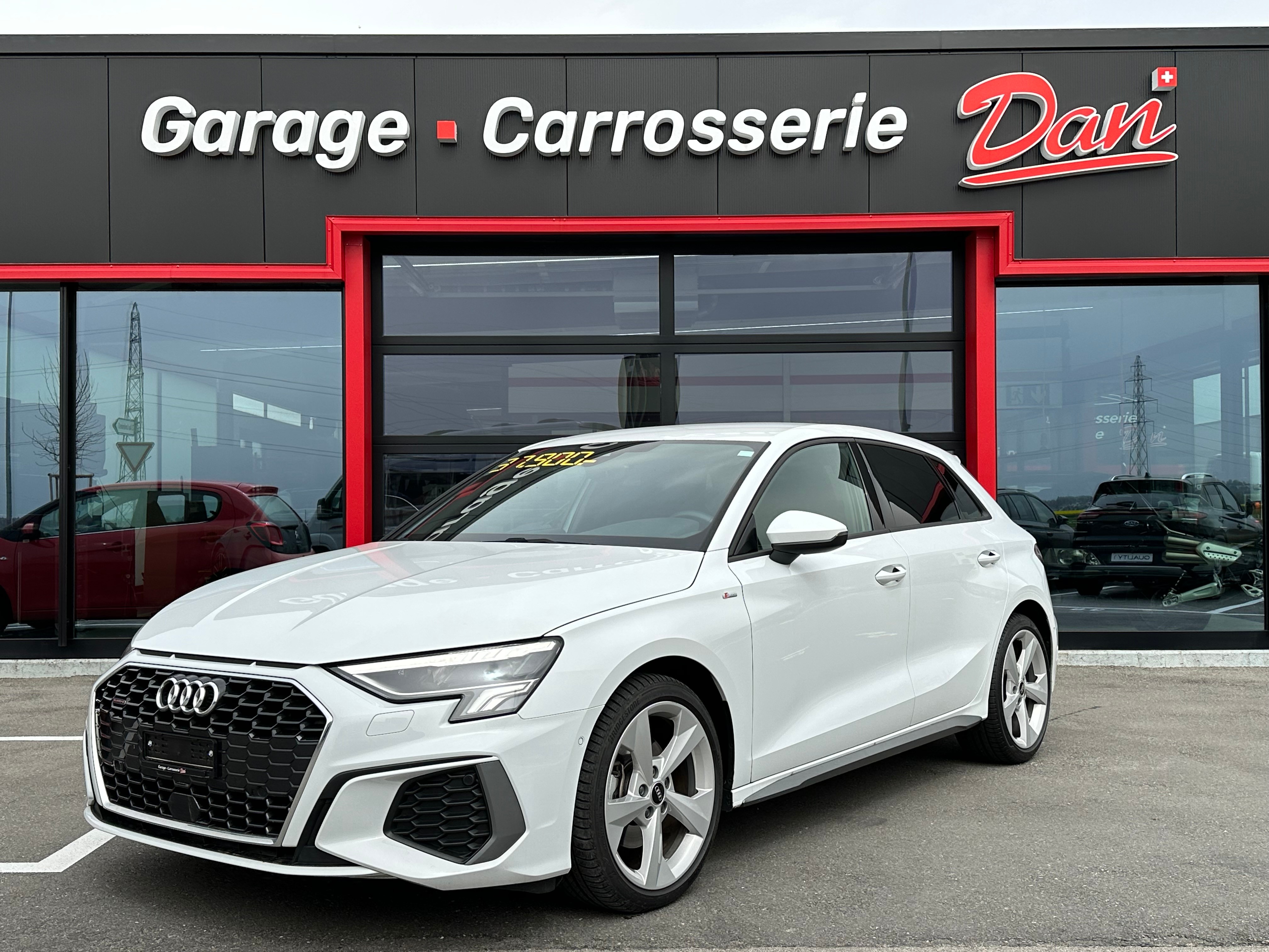 AUDI A3 Sportback 40 TFSI S line quattro S-tronic