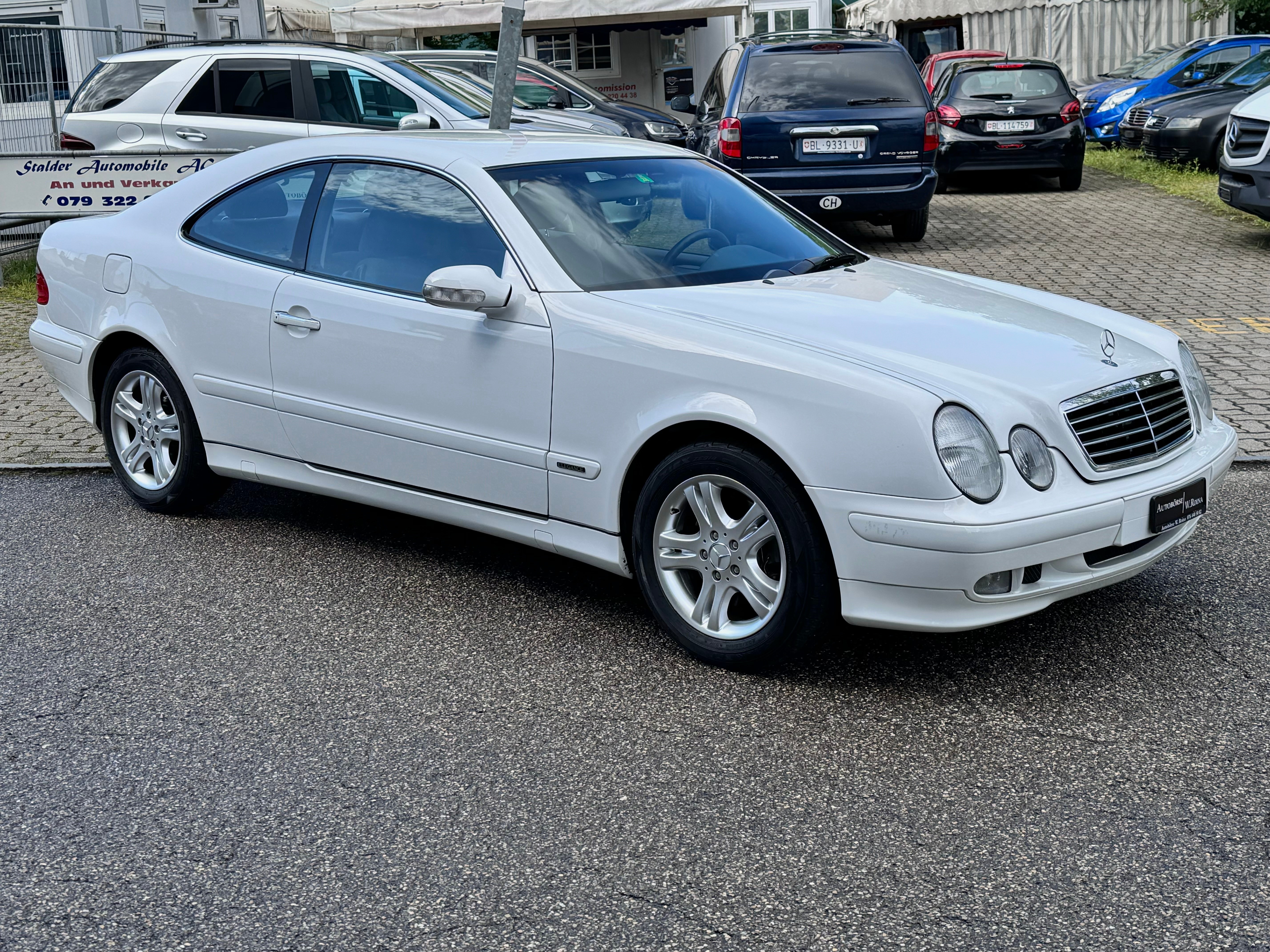 MERCEDES-BENZ CLK 320 Elégance Automatic