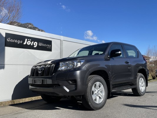 TOYOTA LandCruiser 2.8TD Active