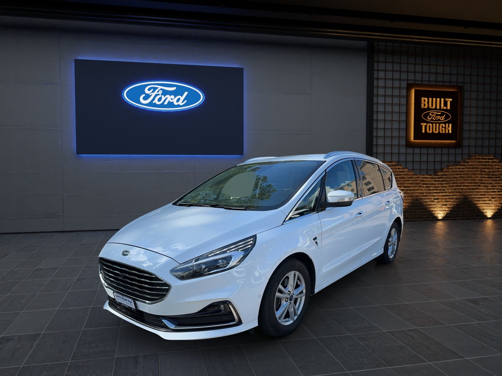 FORD S-Max 2.0 TDCi 190 PS Titanium AUTOMAT / 7 Sitze