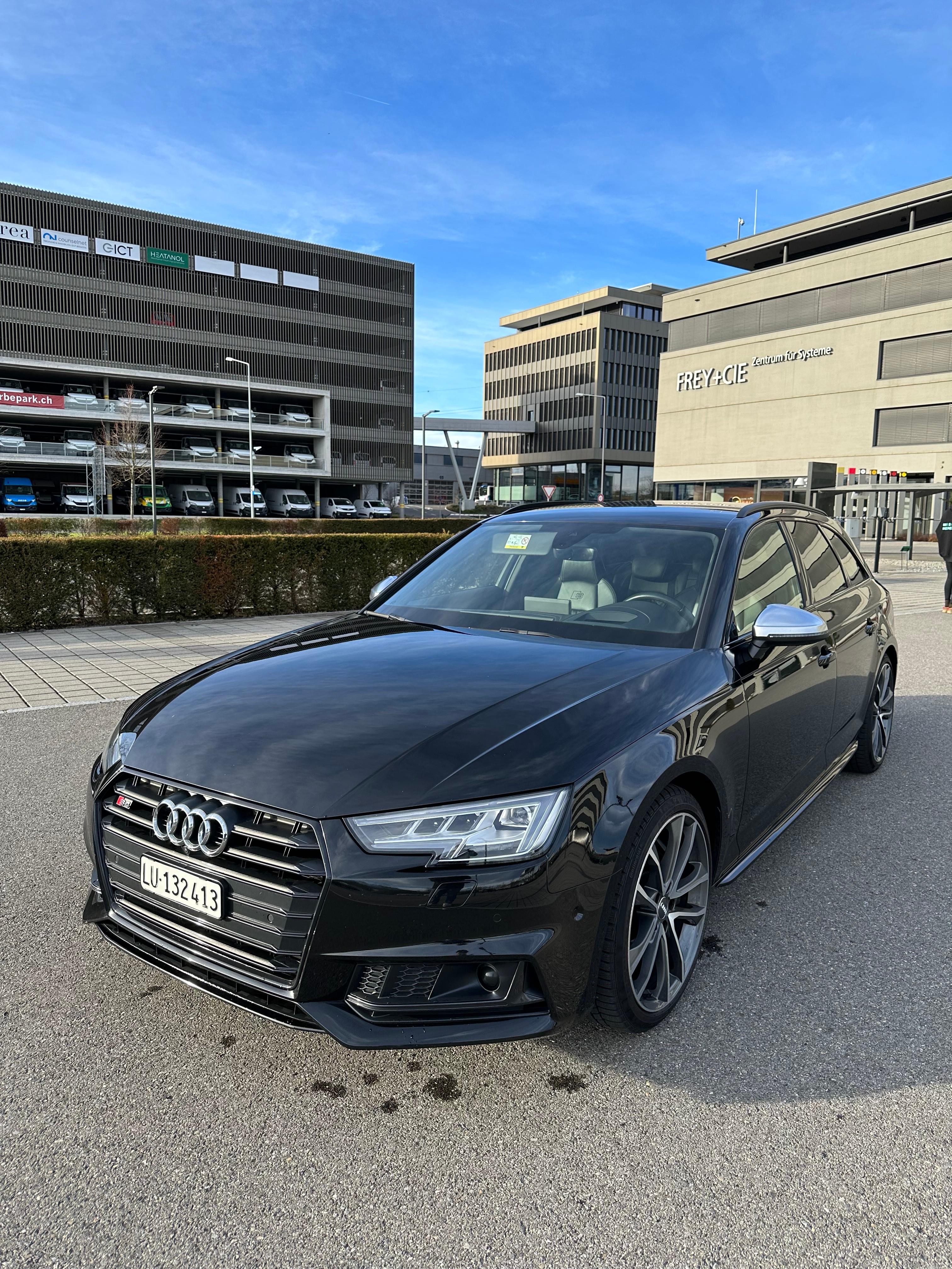 AUDI S4 Avant 3.0 TFSI quattro tiptronic