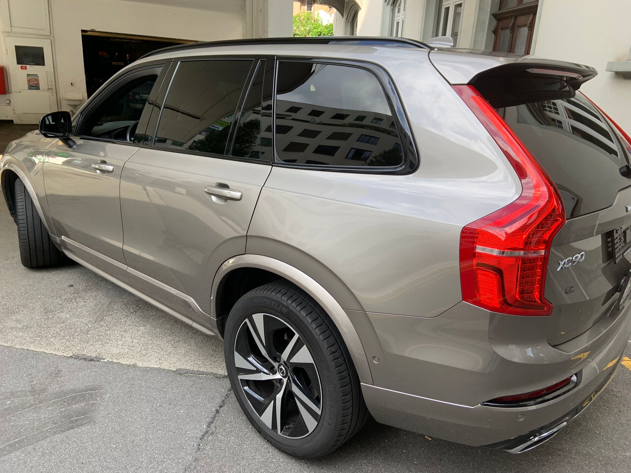 VOLVO XC90 B5 Diesel Mild Hybrid AWD R-Design Geartronic