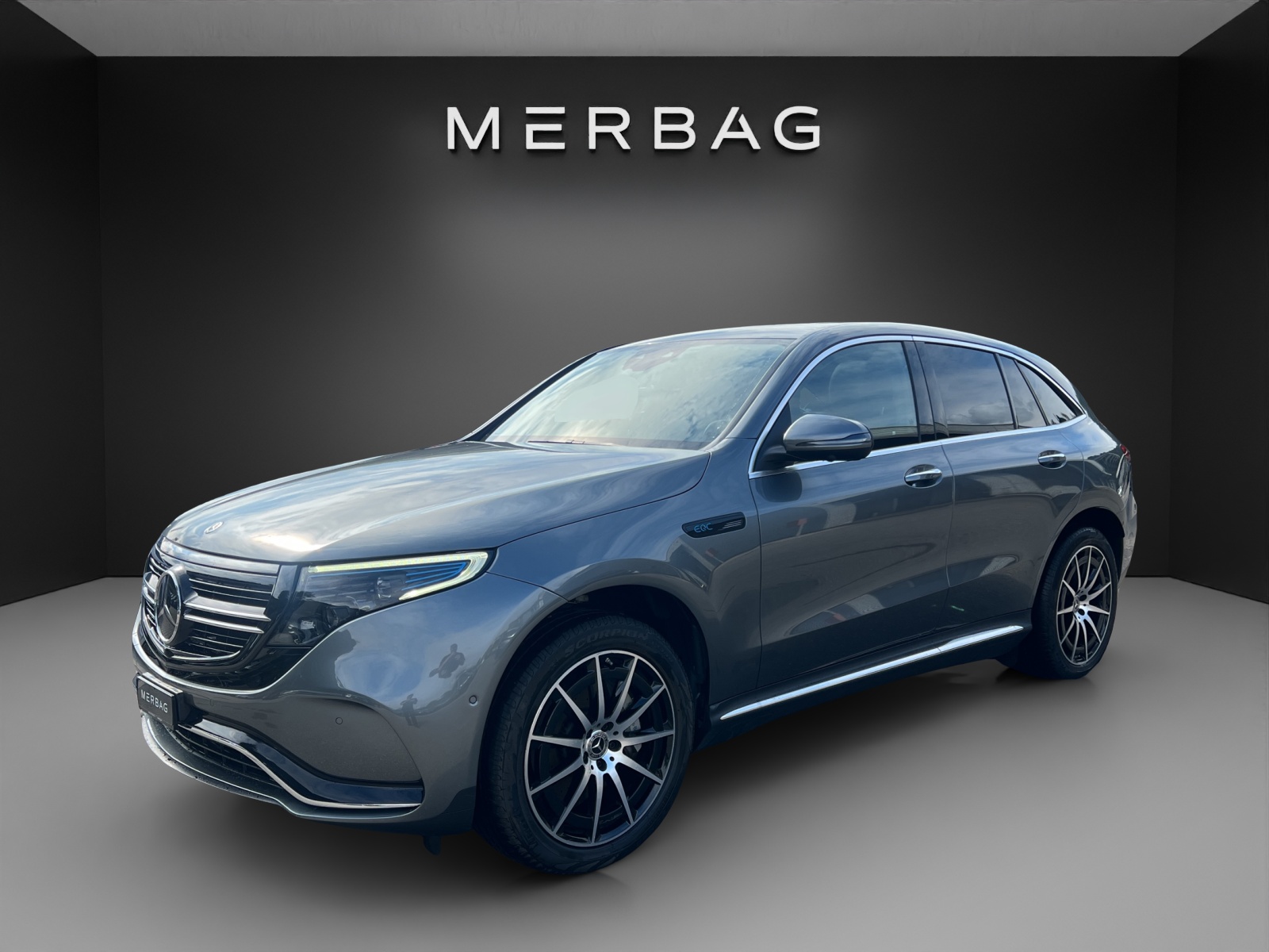 MERCEDES-BENZ EQC 400 AMG Line 4Matic