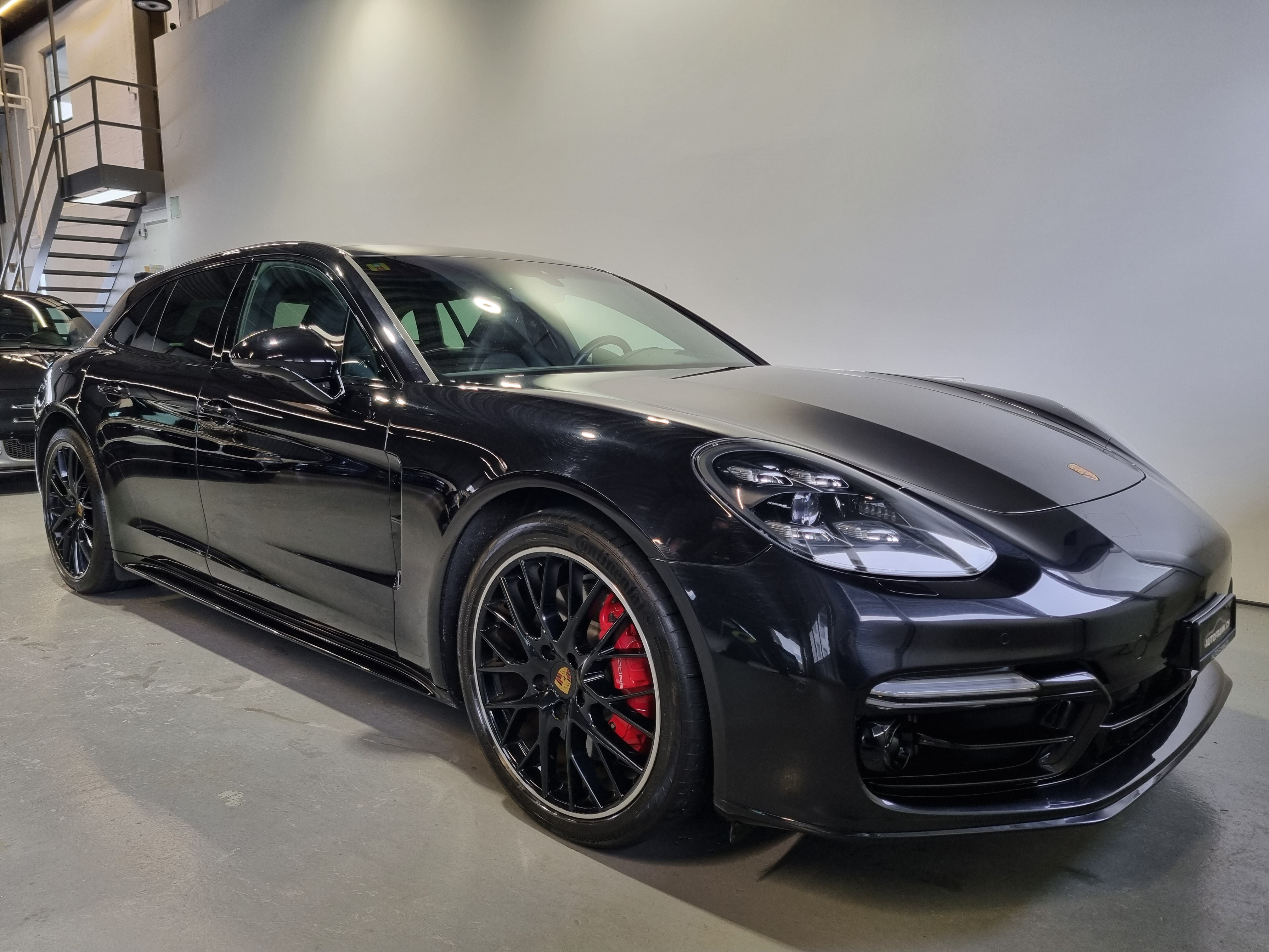 PORSCHE Panamera Sport Turismo 4.0 V8 GTS