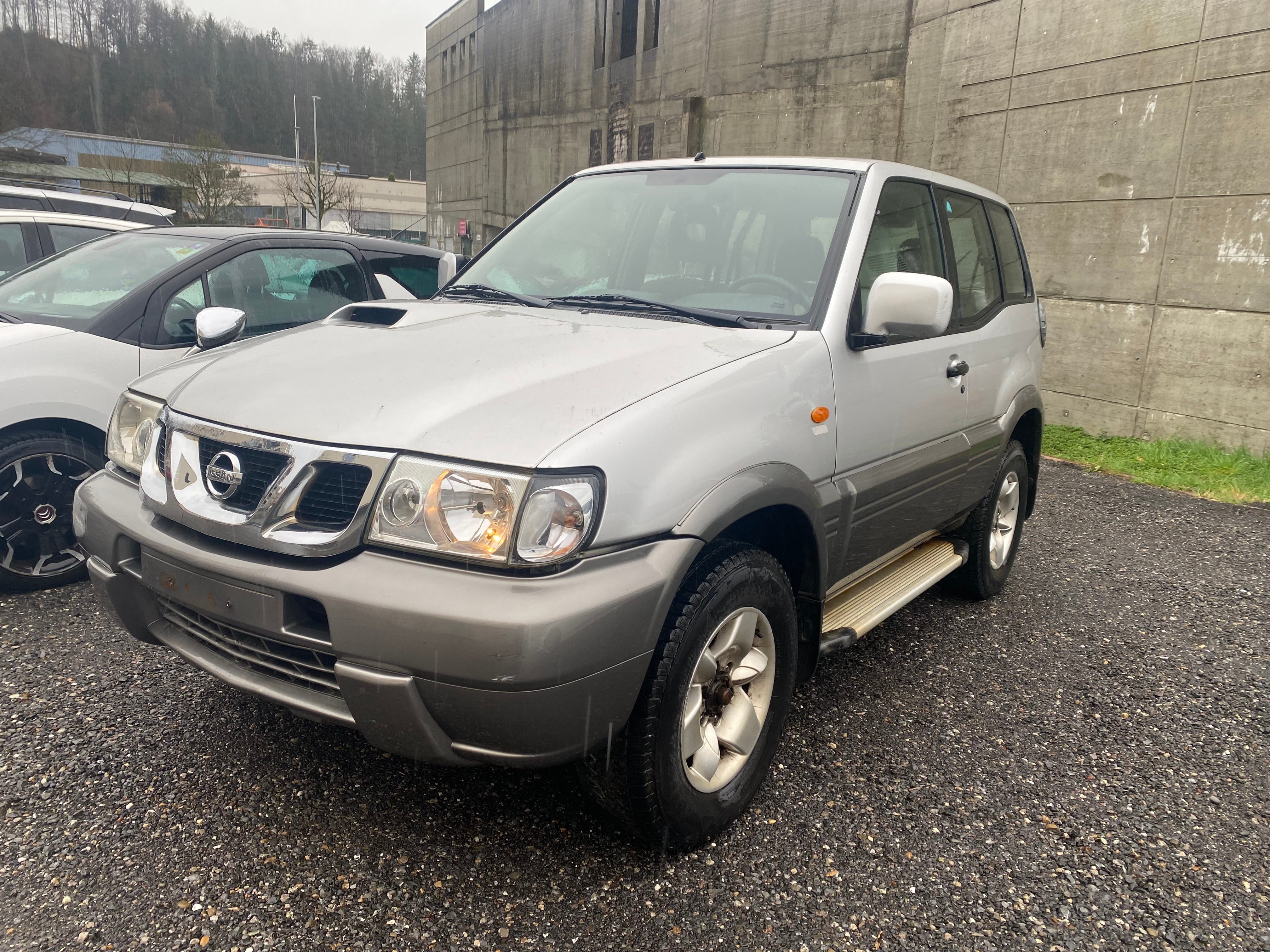 NISSAN Terrano 2.7 TD Adventure Hardtop