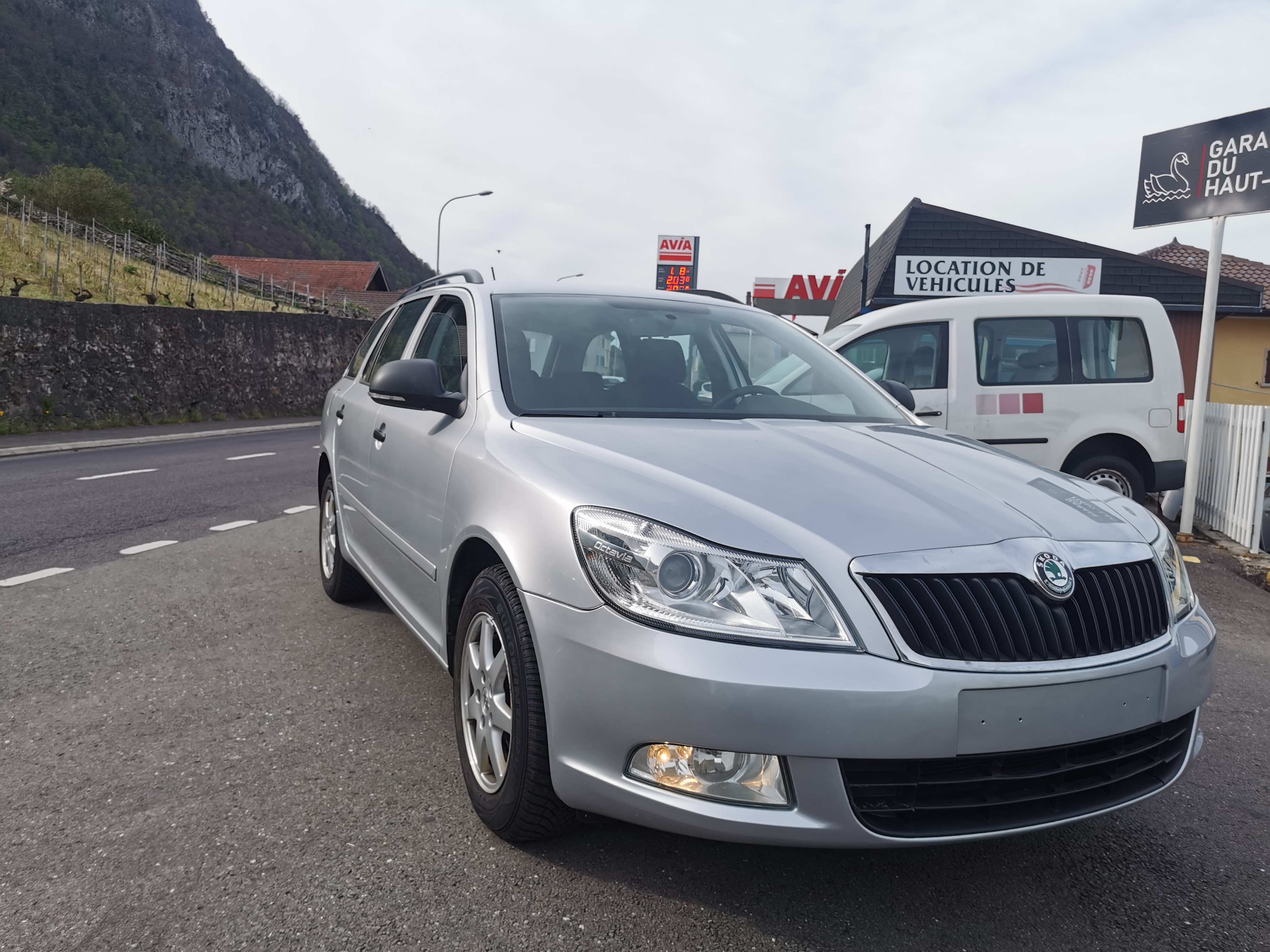 SKODA Octavia Combi 1.2 TSI Elegance DSG